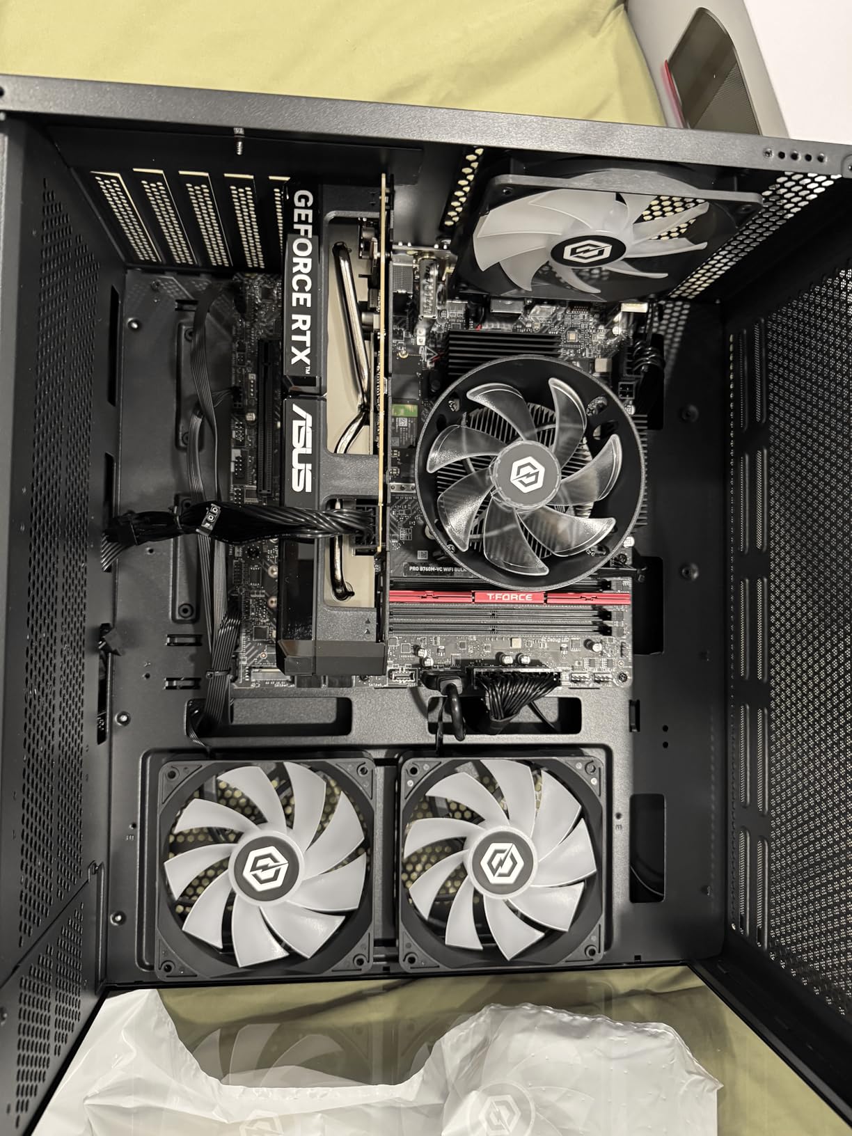 CyberPowerPC Gamer Xtreme VR Gaming PC, Intel Core i5-13400F 2.5GHz, GeForce RTX 5060 8GB, 16GB DDR5, 1TB PCIe 4.0 SSD, WiFi Ready & Windows 11 Home (GXiVR8060A40) Customer Review CyberPowerPC Gamer Xtreme VR Gaming PC, Intel Core i5-13400F 2.5GHz, GeForce RTX 5060 8GB, 16GB DDR5, 1TB PCIe 4.0 SSD, WiFi Ready & Windows 11 Home (GXiVR8060A40) - Customer Photo 1