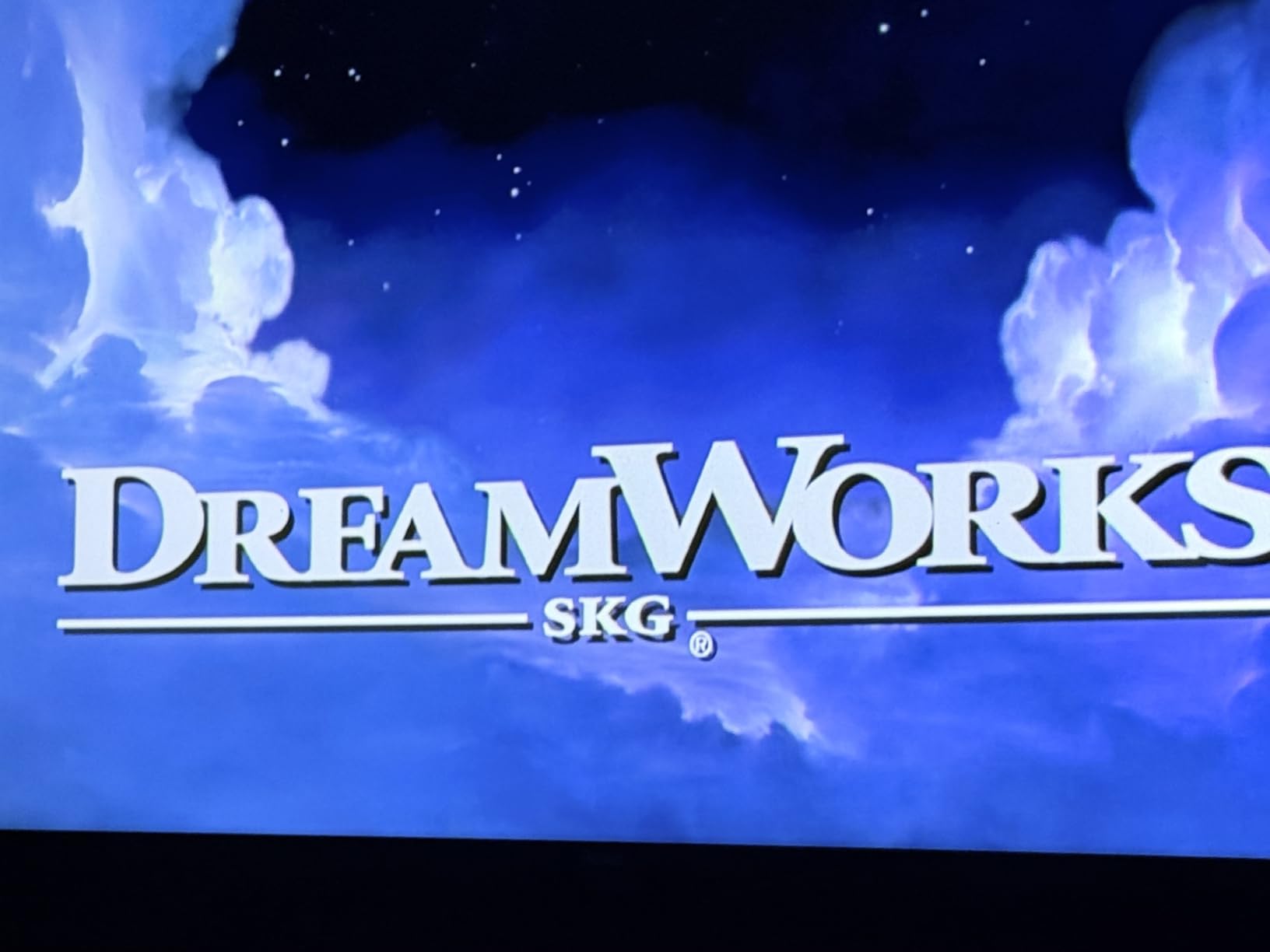 Roku Smart TV 2025 – 32-Inch Select Series, 1080p Full HD TV – Roku TV with Voice Remote – Flat Screen LED Television with Wi-Fi for Streaming Live Local News, Sports, Family Entertainment - Customer Photo 2