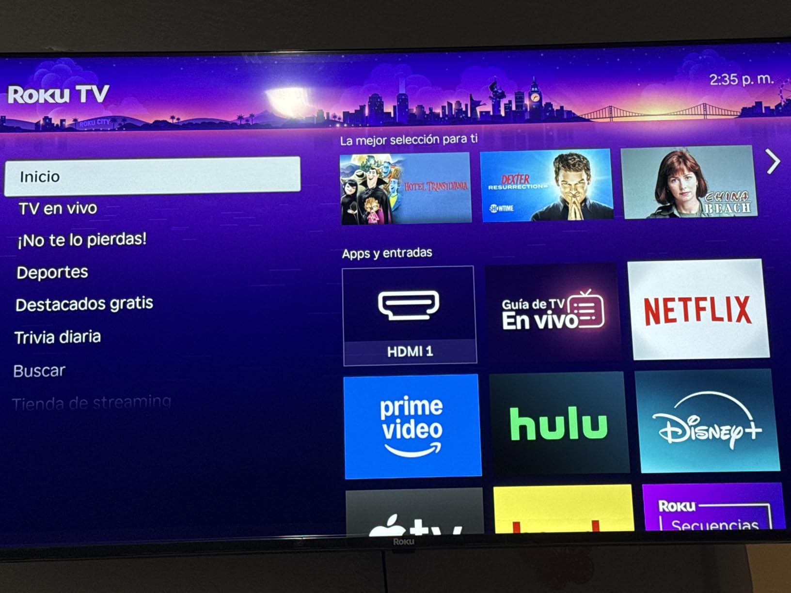 Roku Smart TV 2025 – 55-Inch Select Series, 4K HDR TV – Roku TV with Enhanced Voice Remote – Flat Screen LED Television with Wi-Fi for Streaming Live Local News, Sports, Family Entertainment - Customer Photo 2