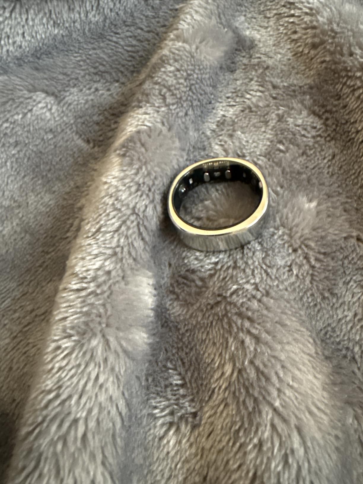 RingConn Gen 2 Air, Ultra-Thin AI Smart Ring, 10-Day Battery Life, Fitness/Sleep/Stress/HR Tracker for Women&Men, No App Fee for Standard Features, iOS & Android Compatible (Size 8, Dune Gold) - Customer Photo 2