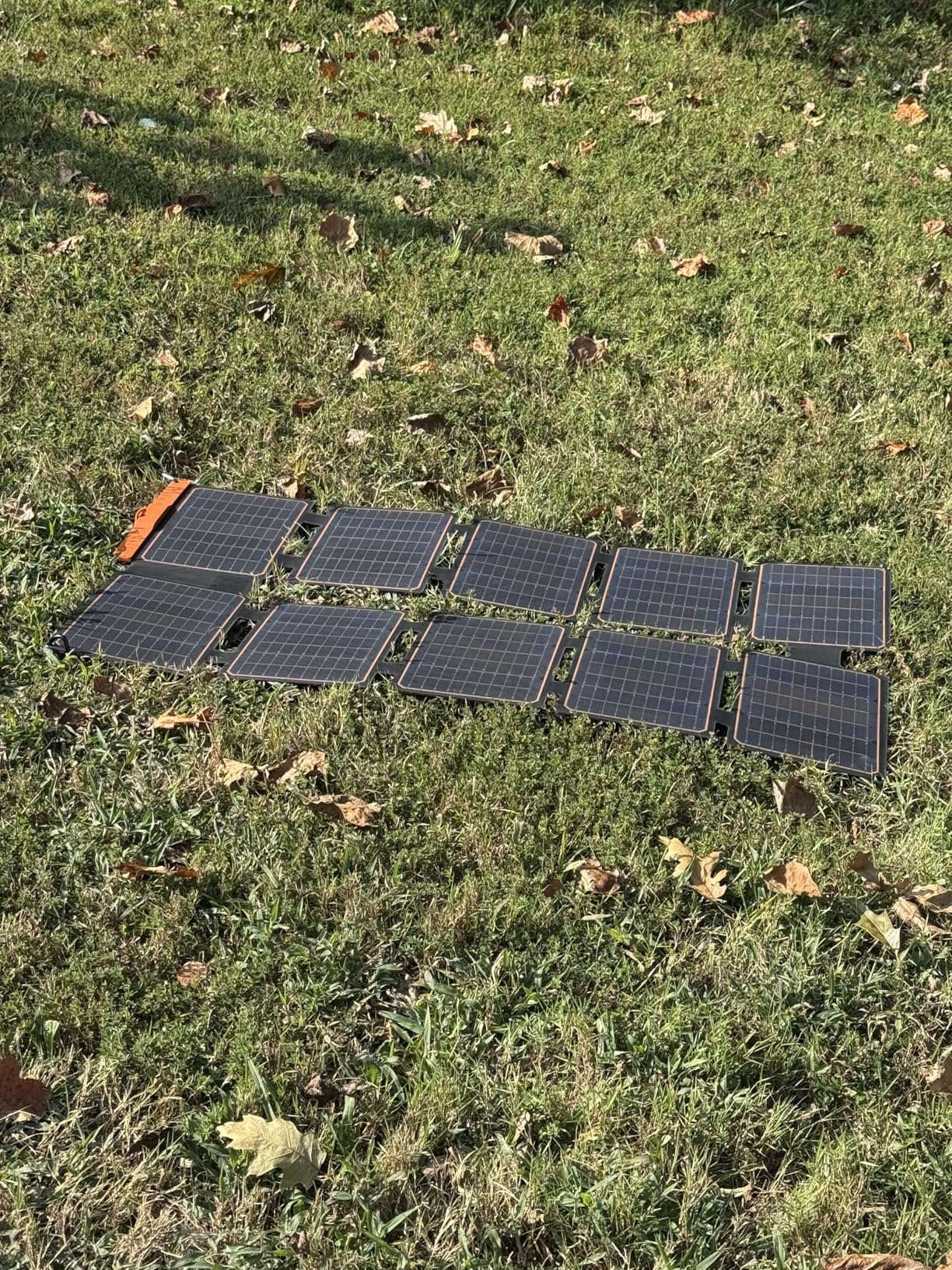 FlexSolar 100W Portable Solar Panels Chargers with PD3.0 USB-C,QC3.0 USB-A and DC Outputs Foldable IP67 Waterproof Power Emergency Camping for Small Power Station Generator,Phones, Power Banks - Customer Photo 1