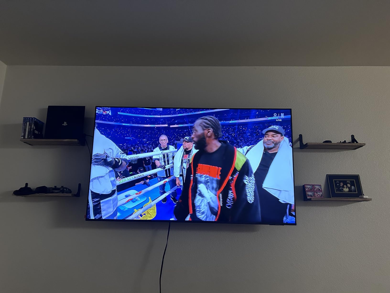 Samsung 75-Inch Class Crystal UHD U8000F 4K Smart TV (2025 Model) Endless Free Content, Crystal Processor 4K, MetalStream Design, Knox Security, Alexa Built-in Customer Review Samsung 75-Inch Class Crystal UHD U8000F 4K Smart TV (2025 Model) Endless Free Content, Crystal Processor 4K, MetalStream Design, Knox Security, Alexa Built-in - Customer Photo 2