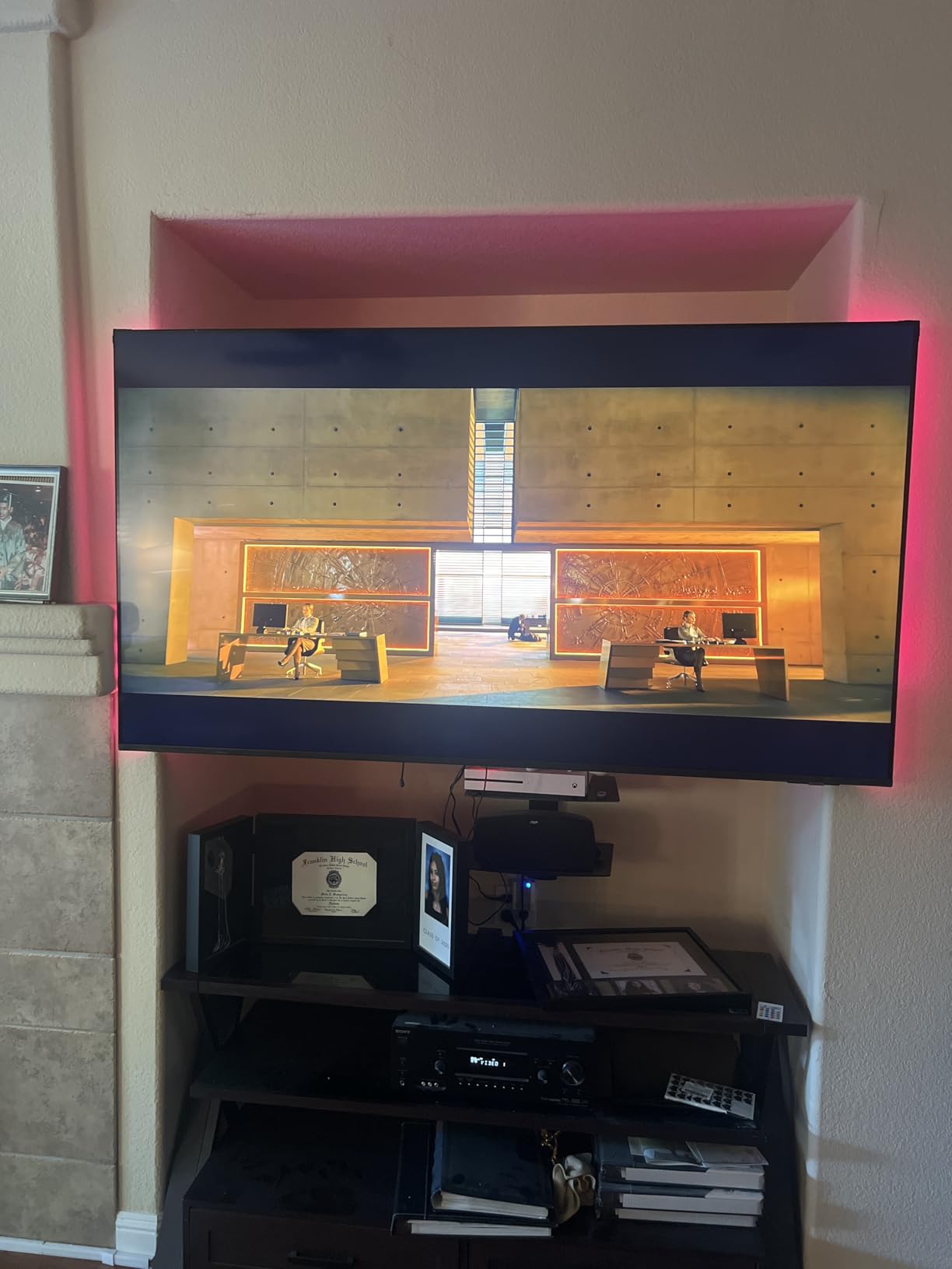 Samsung 43-Inch Class Crystal UHD U8000F 4K Smart TV (2025 Model) Endless Free Content, Crystal Processor 4K, MetalStream Design, Knox Security, Alexa Built-in Customer Review Samsung 43-Inch Class Crystal UHD U8000F 4K Smart TV (2025 Model) Endless Free Content, Crystal Processor 4K, MetalStream Design, Knox Security, Alexa Built-in - Customer Photo 5