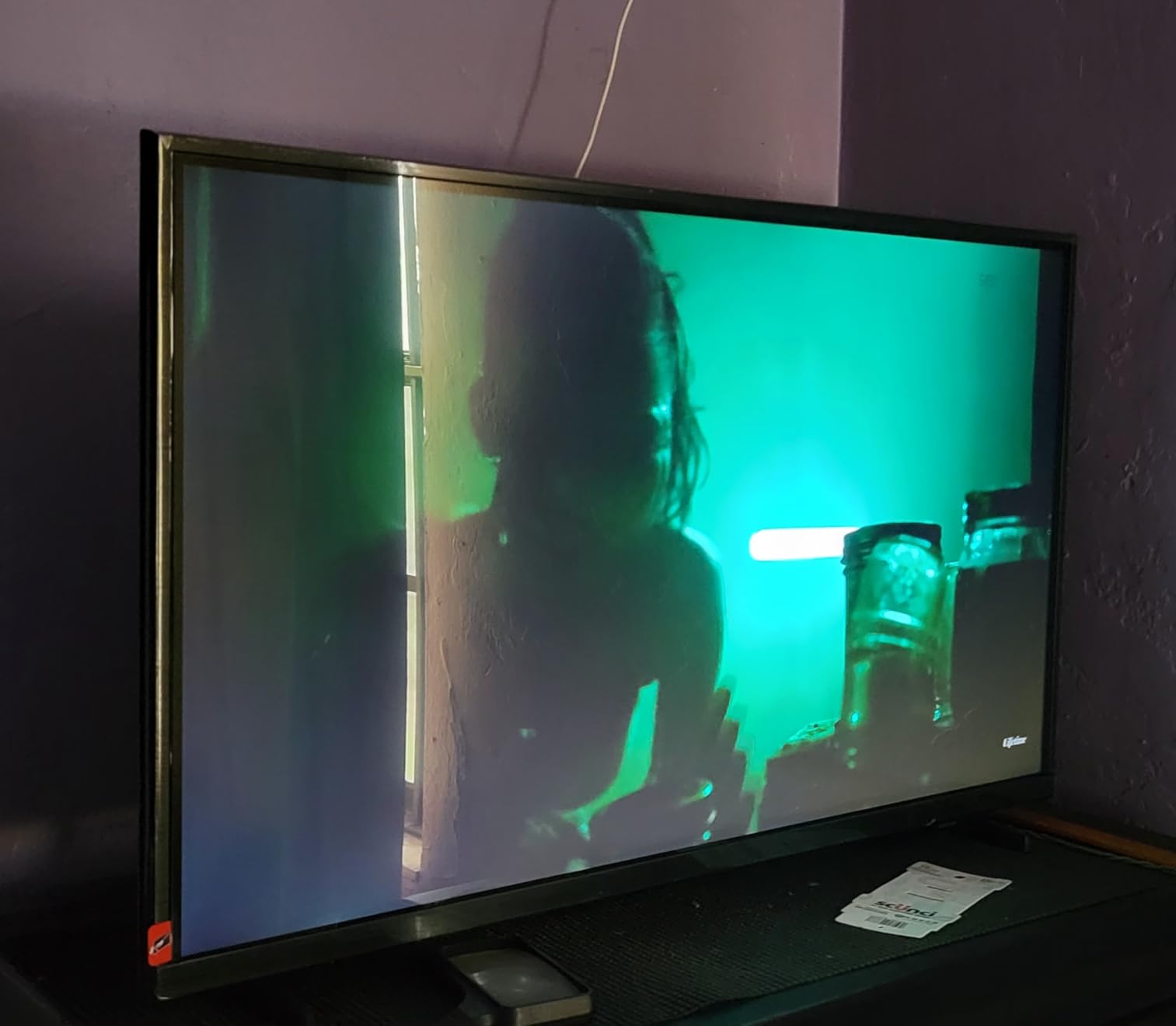 SAMSUNG 32-Inch Class Full HD F6000 Smart TV (2025 Model) HDR, Object Tracking Sound Lite, Knox Security, One UI Tizen, Smart TV - Customer Photo 1