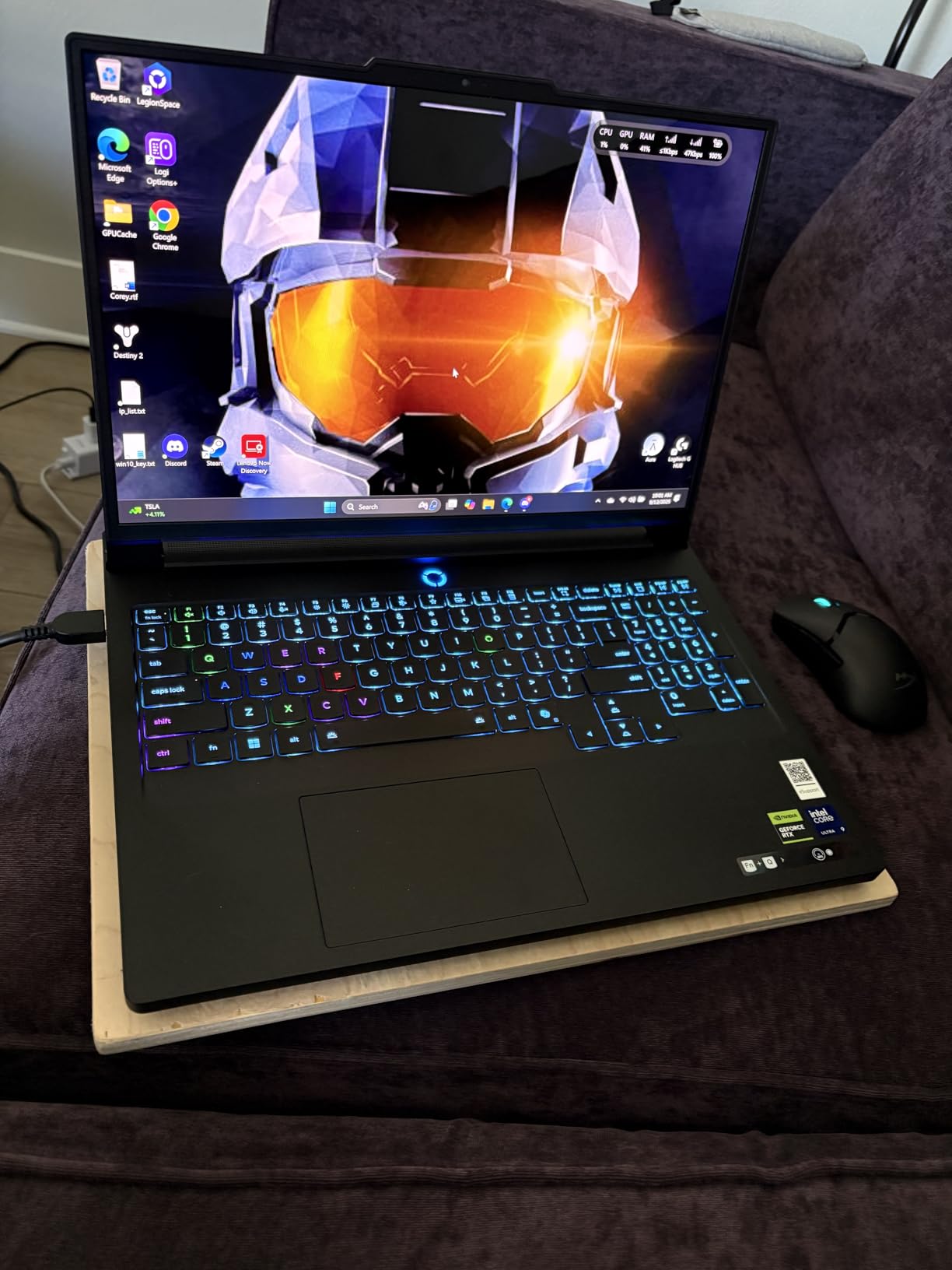 Lenovo Legion Pro 7i – Gaming Laptop - Intel® Core™ Ultra 9 275HX – 16 Lenovo Legion Pro 7i – Gaming Laptop - Intel® Core™ Ultra 9 275HX – 16