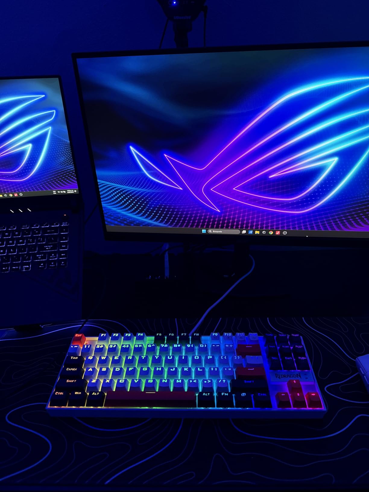 Redragon K552P Mechanical Gaming Keyboard TKL with 18 Backlight Modes, Hot-Swappable Red Switches, 87-Key Compact Ergonomic Design, N-Key Rollover & Software Programmable Macro - RGB, Eclipse Gilded Customer Review Redragon K552P Mechanical Gaming Keyboard TKL with 18 Backlight Modes, Hot-Swappable Red Switches, 87-Key Compact Ergonomic Design, N-Key Rollover & Software Programmable Macro - RGB, Eclipse Gilded - Customer Photo 2