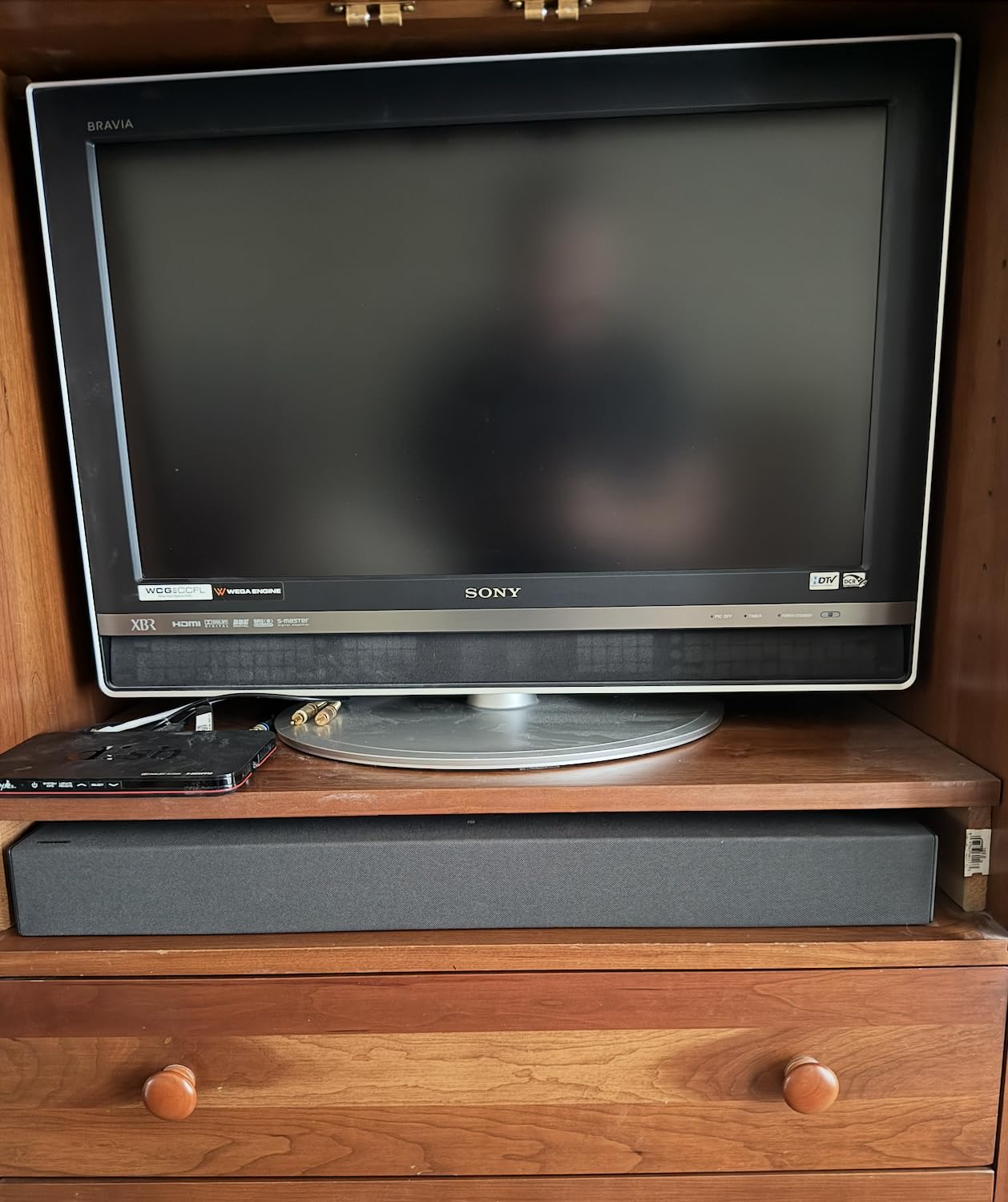 Samsung B-Series Soundbar HW B400F 2.0 ch Soundbar with Built in Subwoofer (2025 Model) One Remote Control, Surround Sound Expansion, Voice Enhance Mode - Customer Photo 1