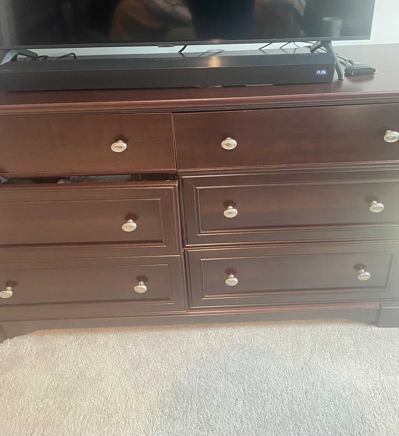 Samsung B-Series Soundbar HW B400F 2.0 ch Soundbar with Built in Subwoofer (2025 Model) One Remote Control, Surround Sound Expansion, Voice Enhance Mode Customer Review Samsung B-Series Soundbar HW B400F 2.0 ch Soundbar with Built in Subwoofer (2025 Model) One Remote Control, Surround Sound Expansion, Voice Enhance Mode - Customer Photo 2