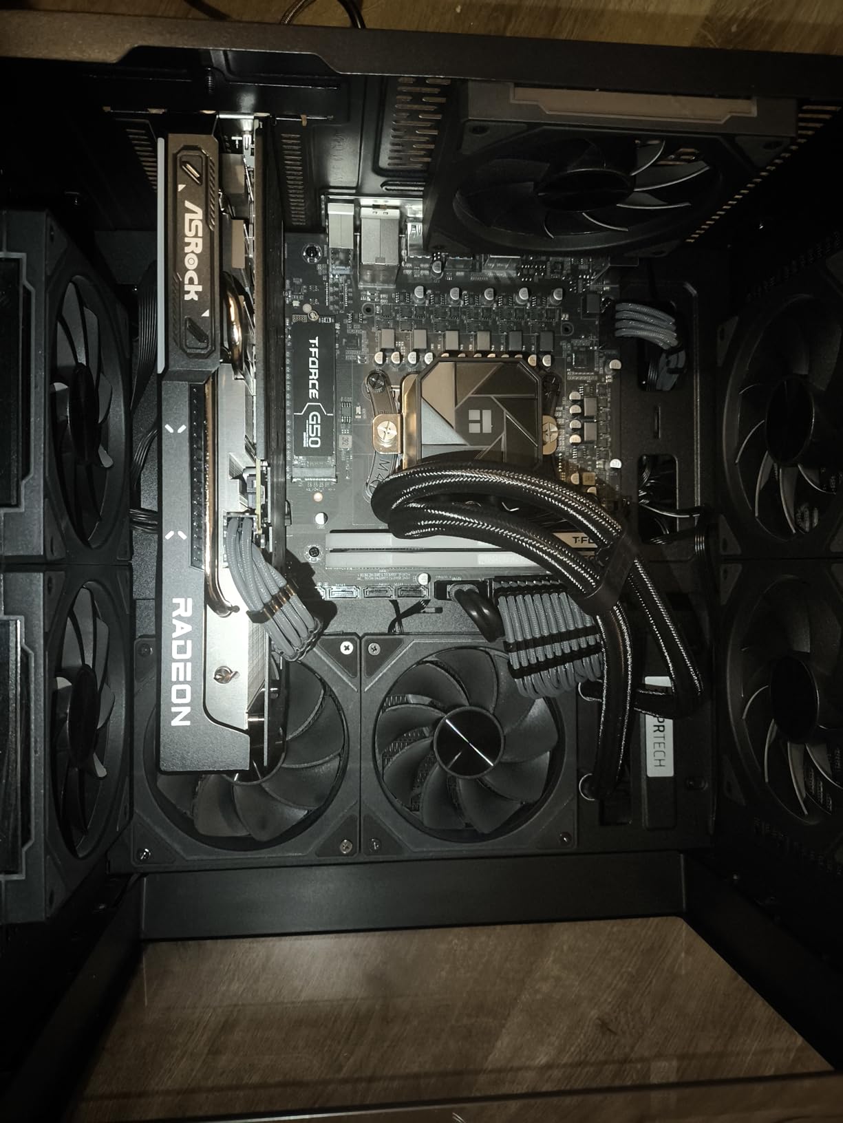 ViprTech Reaper 2.0 Liquid-Cooled PC - AMD Ryzen 7 8700F (5.0Ghz Turbo), RTX 5060 Ti 16GB, 32GB DDR5, 1TB NVMe SSD, Gold PSU, VR-Ready, WiFi, BT, Win 11, Gaming Desktop Computer White - Customer Photo 2