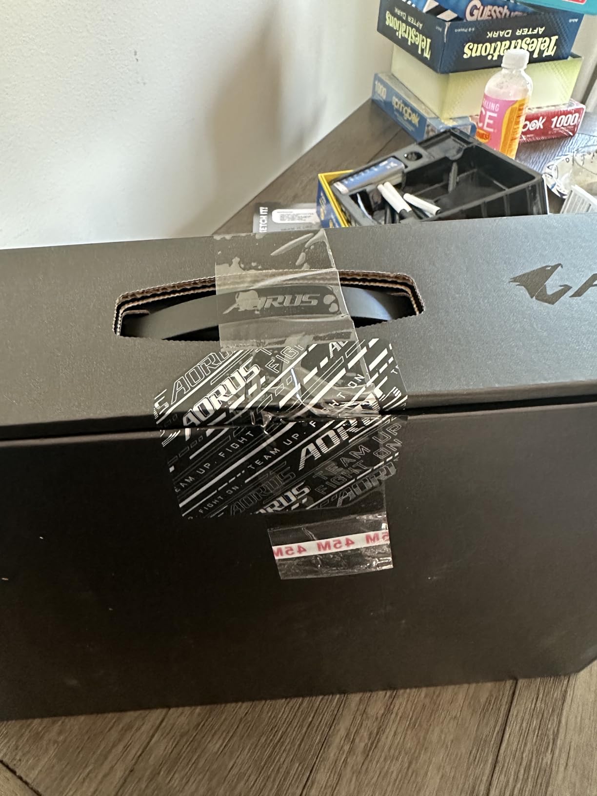 GIGABYTE AORUS Master 18 Gaming Laptop - 240Hz 2560x1600 Mini-LED - NVIDIA GeForce RTX 5080 - Intel Core Ultra 9 275HX - 2TB SSD with 32GB DDR5 RAM - Windows 11 Home AD (AORUS Master 18 BYHC5USD65SH) - Customer Photo 3