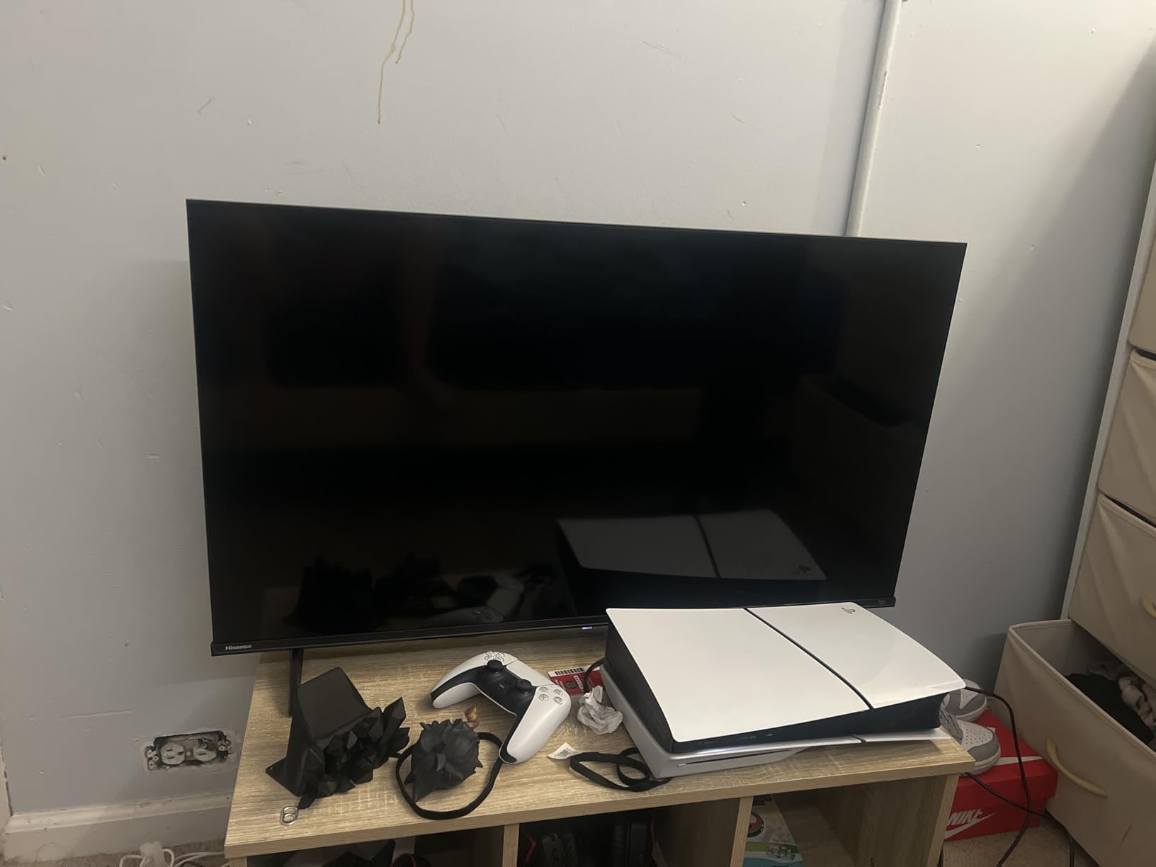 Hisense 40-Inch Class A4 Series FHD 1080p Smart Fire TV (40A4NF, 2025 Model) - DTS Virtual: X, Slim Bezel Design, Alexa Built in - Customer Photo 2