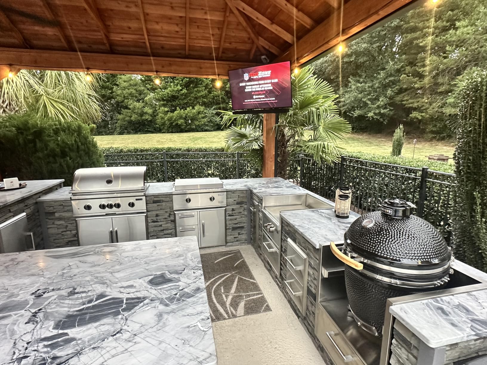 Samsung 75-Inch Class QLED Q8F 4K UHD Smart TV (2025 Model) Q4 AI Processor, 100% Color Volume with Quantum Dot, AirSlim Design, Endless Free Content, Samsung Vision AI, Alexa Built-in - Customer Photo 1