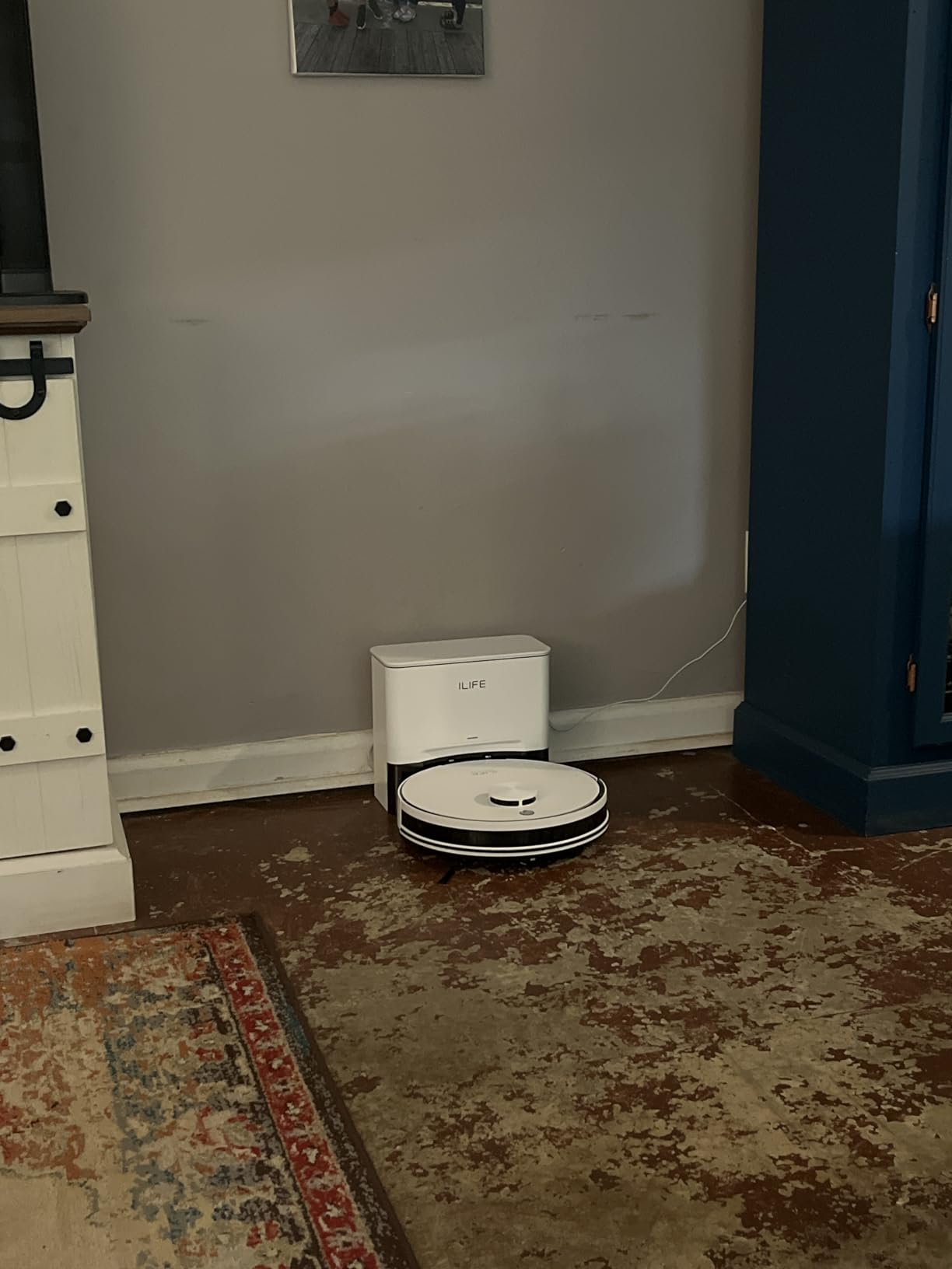 ILIFE A30 Pro Robot Vacuum and Mop, Self Emptying Station for 60 Days, 5000Pa Suction, LiDAR Navigation, No-Go Zones, 2.4G WiFi/App/Alexa/Remote Control, Roller Brush for Carpet, Hard Floors, 110V Customer Review ILIFE A30 Pro Robot Vacuum and Mop, Self Emptying Station for 60 Days, 5000Pa Suction, LiDAR Navigation, No-Go Zones, 2.4G WiFi/App/Alexa/Remote Control, Roller Brush for Carpet, Hard Floors, 110V - Customer Photo 1