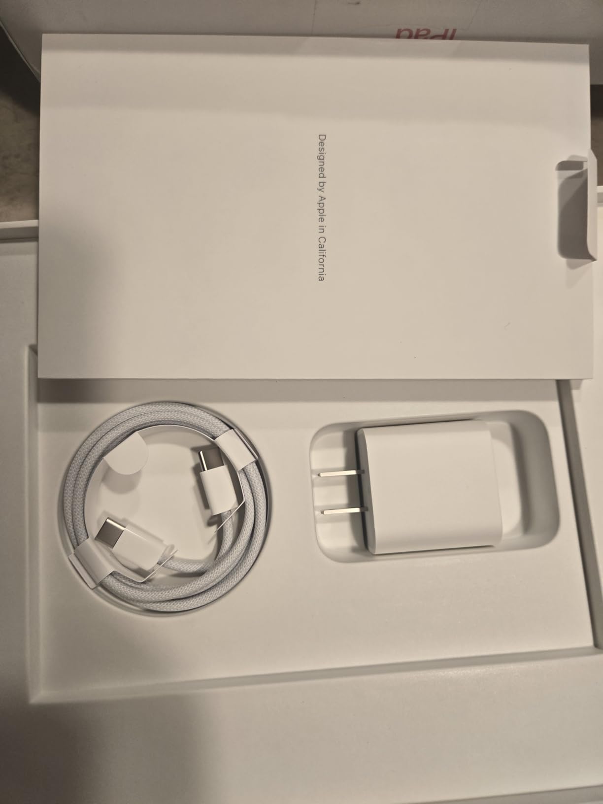 Apple iPad 11-inch: A16 chip, 11-inch Model, Liquid Retina Display, 128GB, Wi-Fi 6 + 5G Cellular, 12MP Front/12MP Back Camera, Touch ID, All-Day Battery Life — Blue - Customer Photo 2