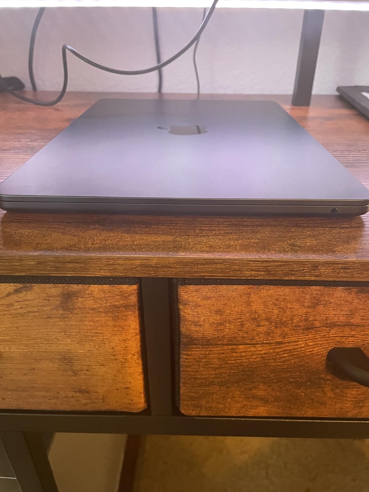 Apple 2025 MacBook Air 13-inch Laptop with M4 chip: Built for Apple Intelligence, 13.6-inch Liquid Retina Display, 16GB Unified Memory, 256GB SSD Storage, 12MP Center Stage Camera, Touch ID; Midnight - Customer Photo 1