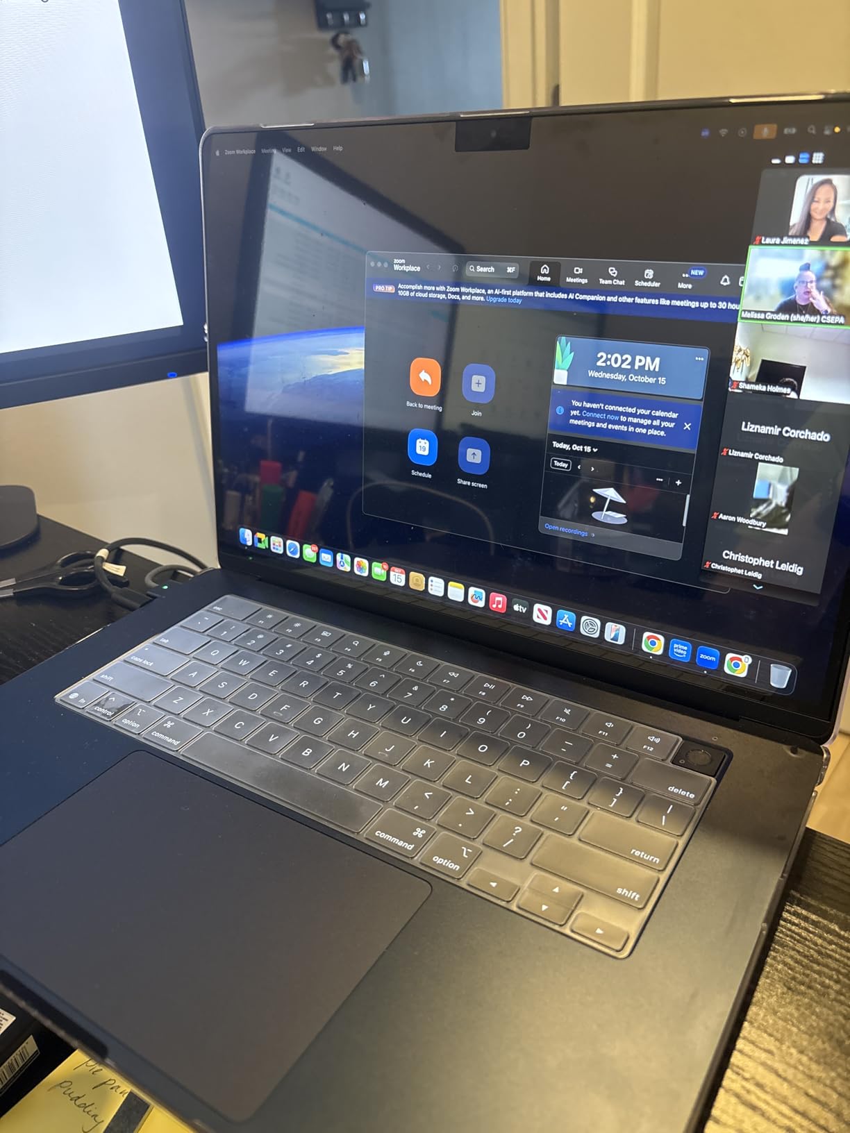 Apple 2025 MacBook Air 15-inch Laptop with M4 chip: Built for Apple Intelligence, 15.3-inch Liquid Retina Display, 16GB Unified Memory, 256GB SSD Storage, 12MP Center Stage Camera, Touch ID; Midnight - Customer Photo 2