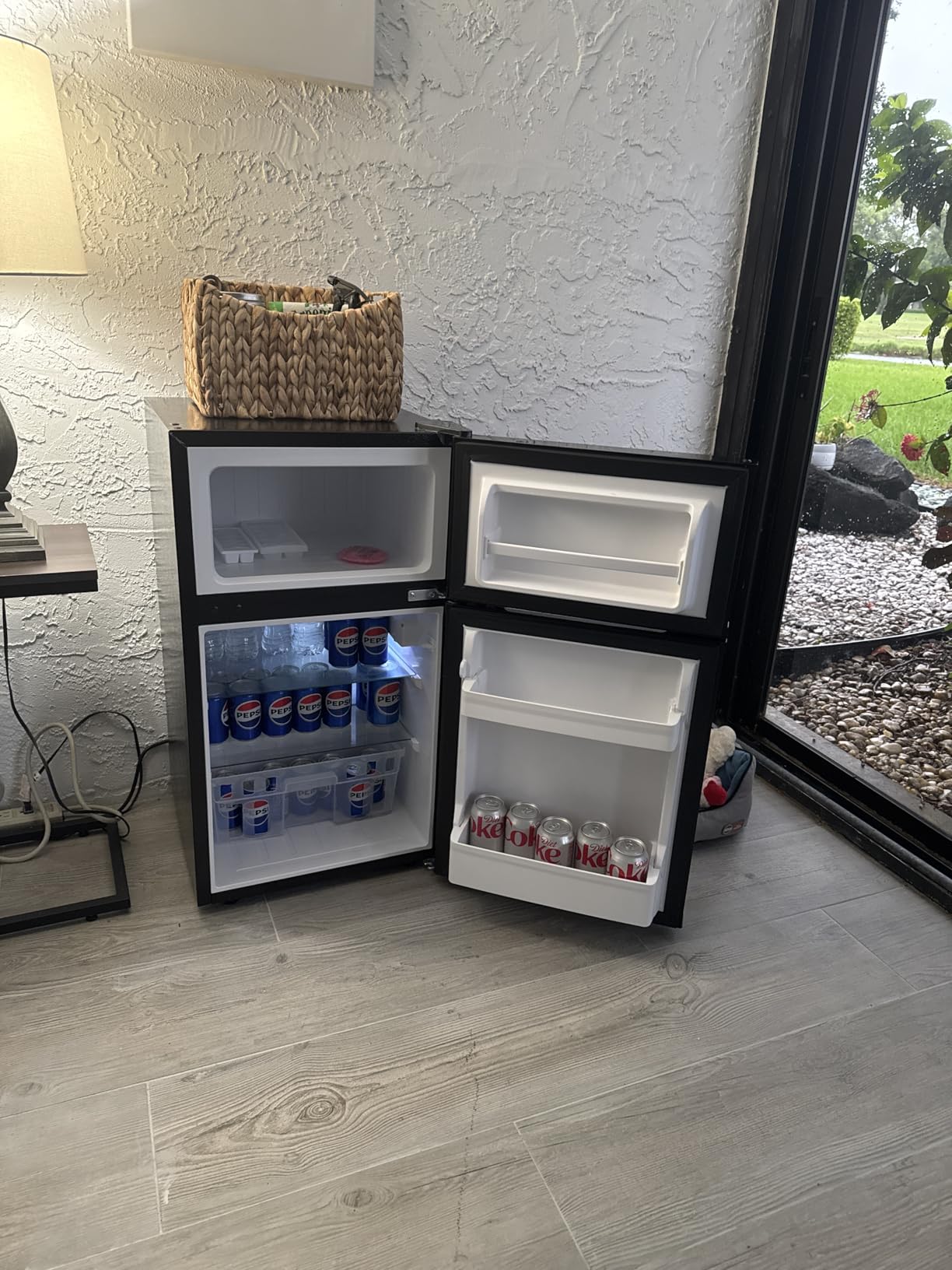 Antarctic Star Compact Refrigerator with Freezer,2 Door Mini Fridge,Adjustable Shelf,Small Fridge for Bedroom Office Dorm Kitchen,3.2 Cu.Ft.BLACK - Customer Photo 1