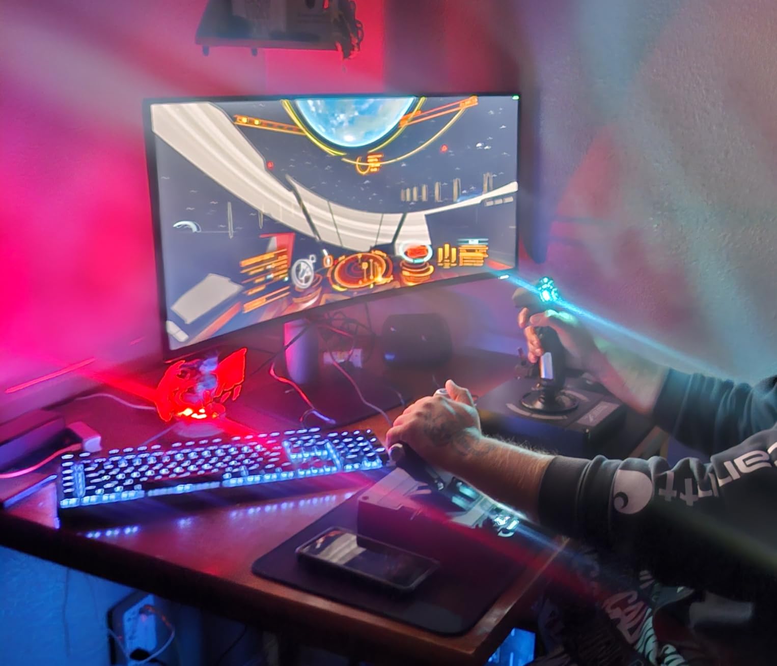 Alienware 27 Gaming Monitor - AW2725DM - 27-inch QHD 180Hz 1ms Display, IPS, NVIDIA G-SYNC, AMD Freesync, VESA AdaptiveSync. - Customer Photo 2