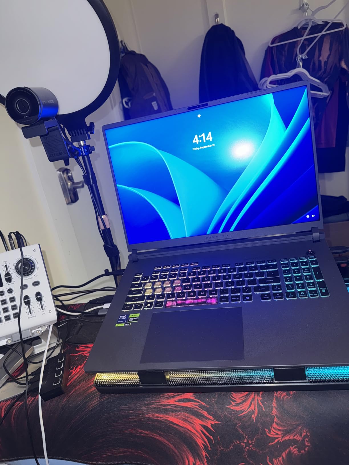 ASUS ROG Strix G18 (2025) Gaming Laptop, 18 ASUS ROG Strix G18 (2025) Gaming Laptop, 18