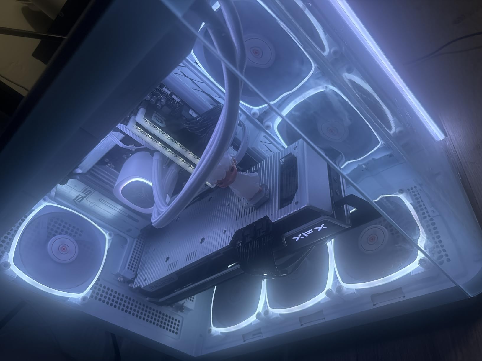 Skytech Gaming Legacy 4 Desktop PC, Ultra 9 285K 3.7 GHz(5.7 GHz Turbo), NVIDIA RTX 5080 16GB, Z890 Board, 2TB Gen4 NVMe SSD, 64GB DDR5 RAM 6000, 1000W Gold ATX 3 PSU, 420mm ARGB AIO, Wi-Fi, Win 11 Customer Review Skytech Gaming Legacy 4 Desktop PC, Ultra 9 285K 3.7 GHz(5.7 GHz Turbo), NVIDIA RTX 5080 16GB, Z890 Board, 2TB Gen4 NVMe SSD, 64GB DDR5 RAM 6000, 1000W Gold ATX 3 PSU, 420mm ARGB AIO, Wi-Fi, Win 11 - Customer Photo 1