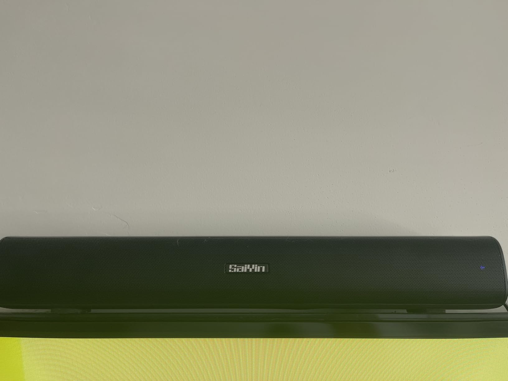 Saiyin Sound Bar,17 inch Sound Bar for Smart TV with Bluetooth 5.3/Optical/AUX Connection, Soundbar for TV/PC/Gaming/Projectors,Wall Mountable & Ultra Compact Design - Customer Photo 1