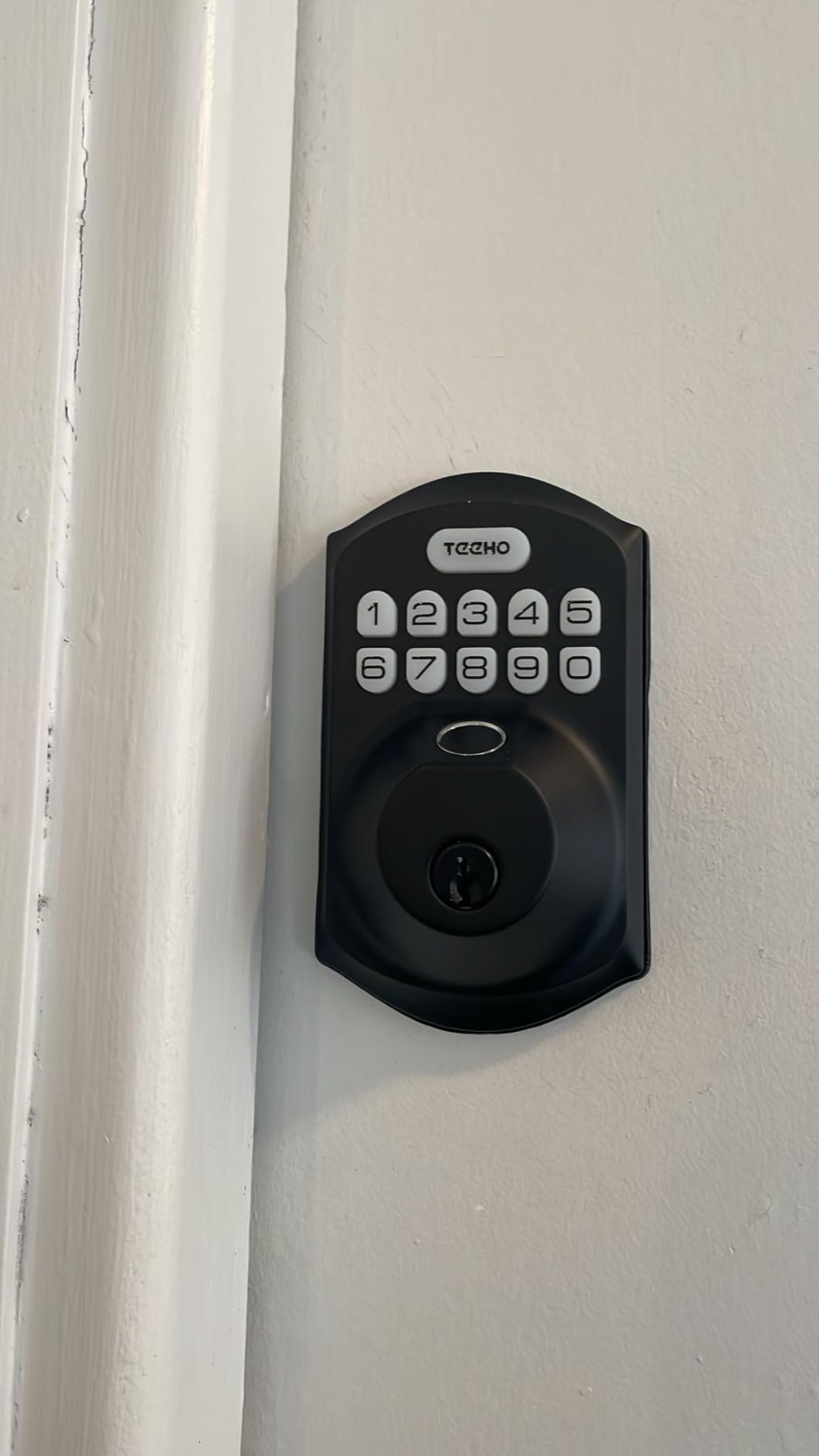 TEEHO TE012W WiFi Smart Lock, Fingerprint Door Lock with Built-in Wi-Fi, Keyless Entry Keypad Smart Deadbolt, App Remote Control, Alexa Compatible, IP55 Waterproof for Front Door – Satin Nickel Customer Review TEEHO TE012W WiFi Smart Lock, Fingerprint Door Lock with Built-in Wi-Fi, Keyless Entry Keypad Smart Deadbolt, App Remote Control, Alexa Compatible, IP55 Waterproof for Front Door – Satin Nickel - Customer Photo 1