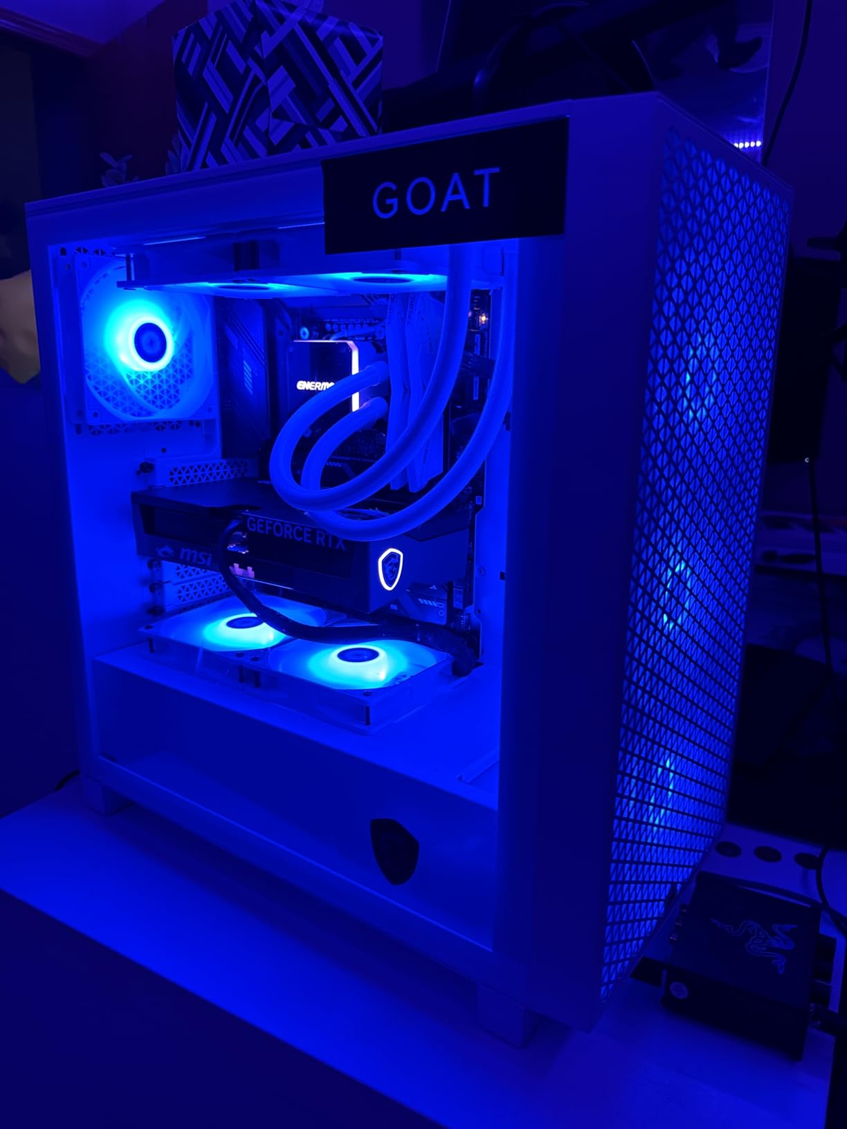 MSI Gaming RTX 5060 Ti 16G Gaming OC Graphics Card, 16GB GDDR7, 128-bit, DisplayPort x3 2.1a, HDMI 2.1b - Customer Photo 3