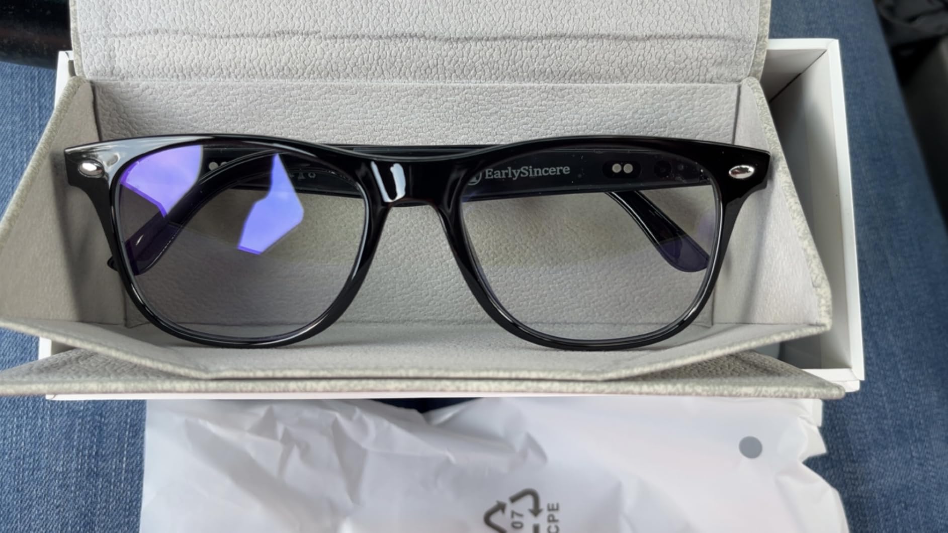 AI Smart Glasses, Bluetooth Glasses with 164 Translation, Anti-Blue Light Glasses for Men Women, 7 Day Ultra-Long Standby, UV Protection, Waterproof, Wireless Music & Calls, Voice Control Glasses - Customer Photo 1