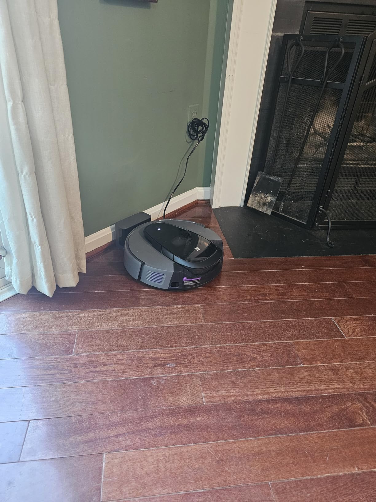 3i G10+ Robot Vacuum and Mop Combo, 18,000 Pa Suction, 60-Day Hands-Free Cleaning with Quiet Debris Compression, Smart LiDAR Navigation, Auto Extension Along Edges, Ideal for Hard Floors & Carpets - Customer Photo 3