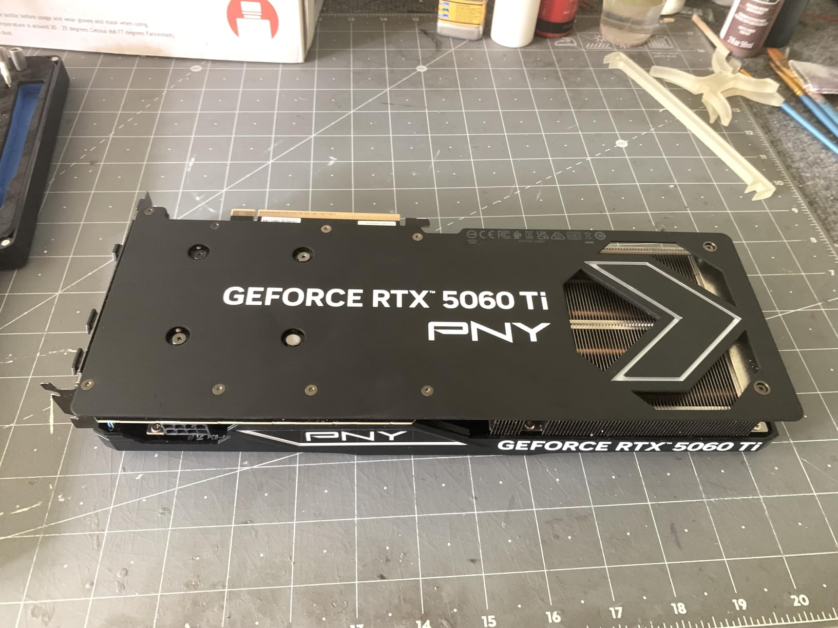 PNY NVIDIA GeForce RTX™ 5060 Ti OC Dual Fan, Graphics Card (16GB GDDR7, 128-bit, Boost Speed: 2692 MHz, SFF-Ready, PCIe® 5.0, HDMI®/DP 2.1, 2-Slot, NVIDIA Blackwell Architecture, DLSS 4) - Customer Photo 3