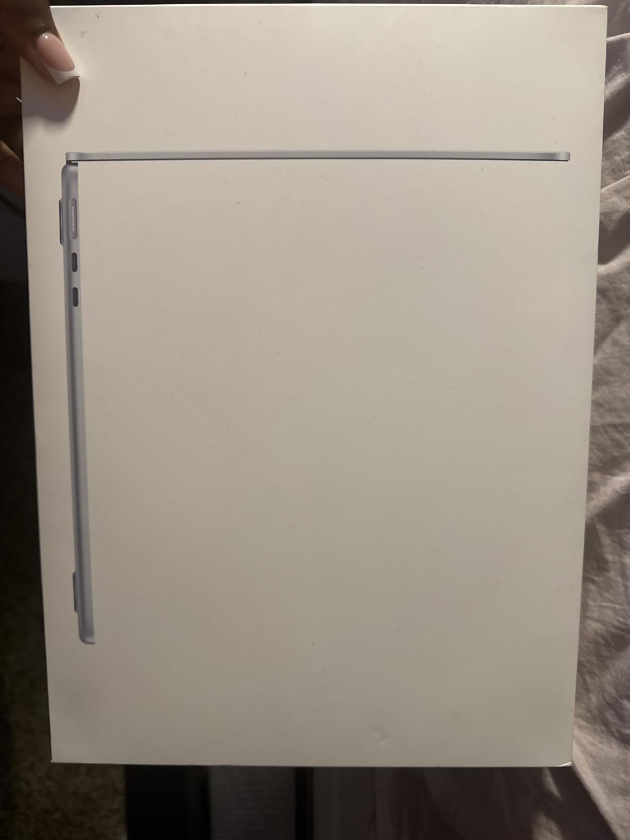 Apple 2025 MacBook Air with Apple M4 Chip 13-inch, 16GB Unified Memory, 256GB SSD Storage Midnight (Renewed) customer photo 1