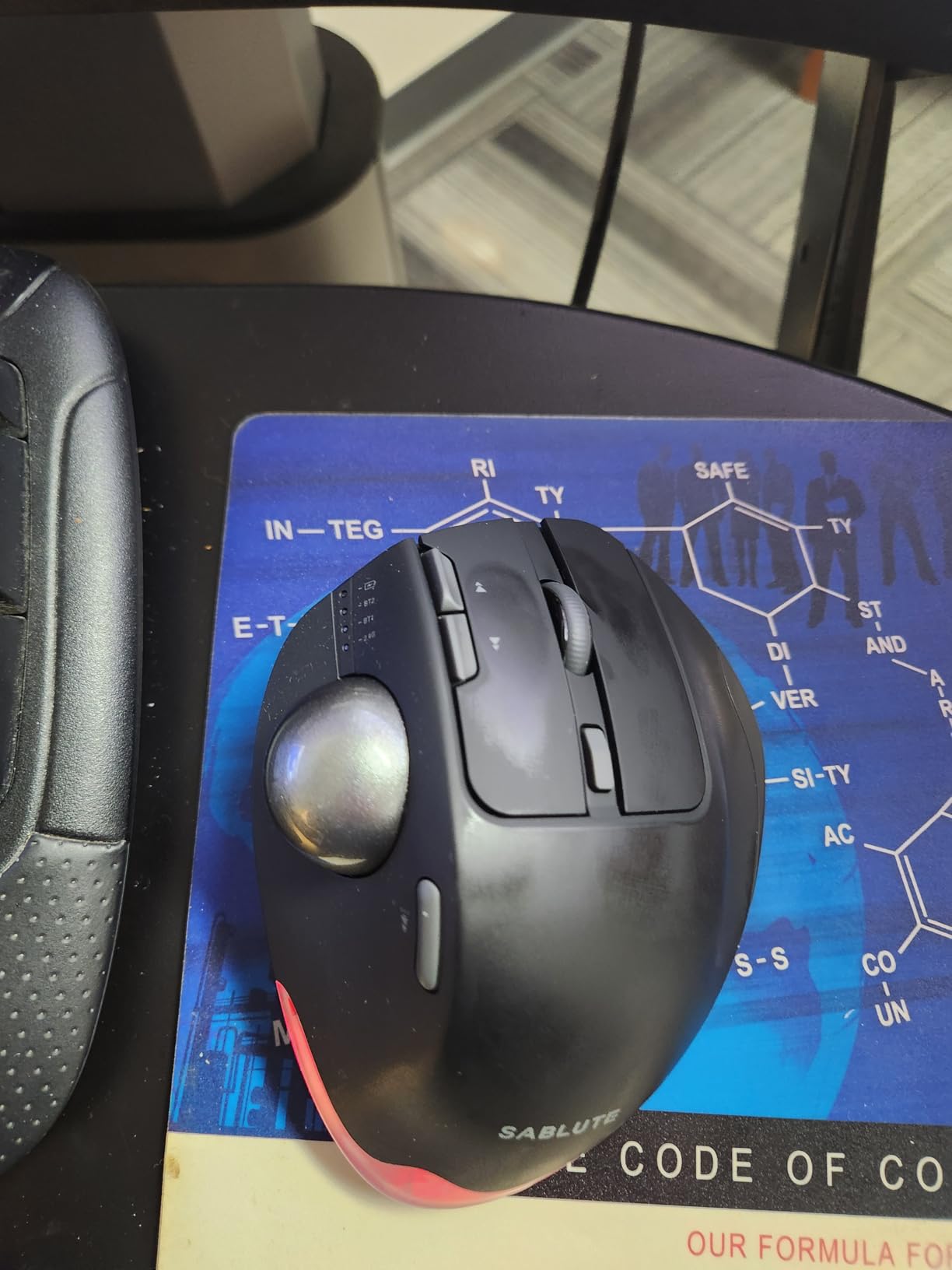 SABLUTE Wireless Trackball Mouse, Ergonomic Bluetooth Rechargeable Computer Mouse, Backlit Rollerball Thumb Laptop mice with 5 Level DPI, Adjustable Angle, 3 Devices Connection for PC, Mac, Windows - Customer Photo 2