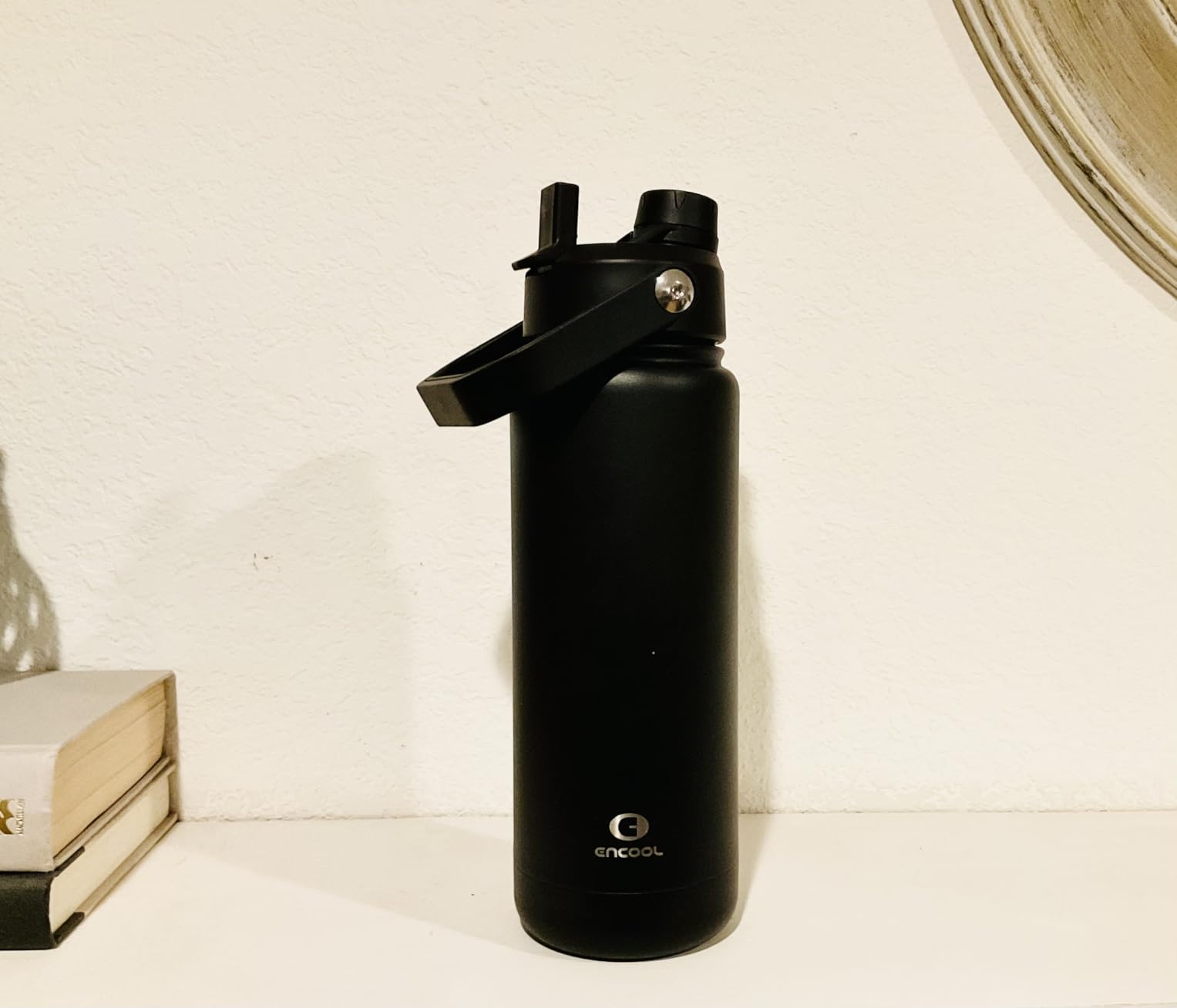 ENCOOL Insulated Water Bottle with Straw Stainless Steel Water Bottle, Leak-Proof, BPA-Free, Double Wall Vacuum Keeps Cold for 24 Hours for Sports, Travel, School (26 oz, Black Night) - Customer Photo 2