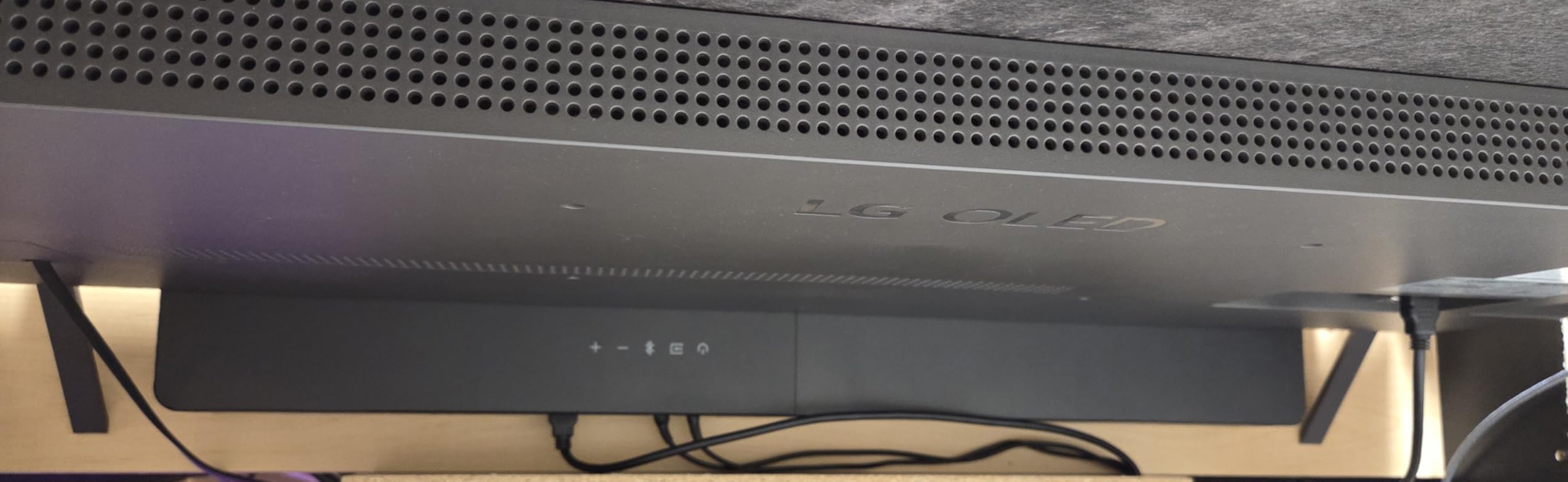 ULTIMEA 5.1CH Surround Sound Bar with Subwoofer, Dolby Atmos, VoiceMX, BassMX, APP, 300W Soundbar for Smart TV, Home Theater Surround Sound System for TV, BT 5.4, Poseidon M60 (2025 Model) - Customer Photo 1