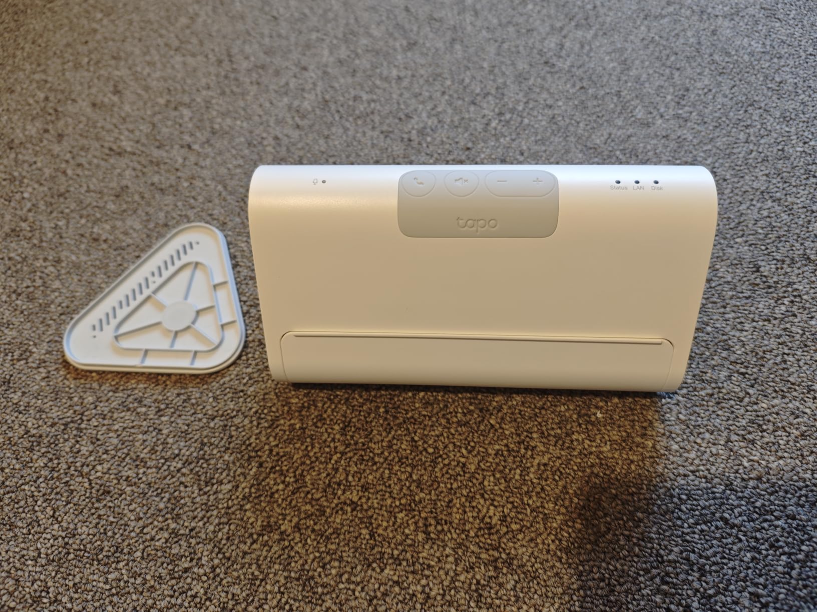 Tapo Smart Home Central Hub for Smart Devices – Connect up to 16 Our Cameras & 64 Sub-G Sensors, Built-in 16GB Storage + 2.5'' SATA Expandable Storage Option, Improves Camera AI Accuracy – Tapo H500, Up to 16TB HDD + Smart AI - Customer Photo 3