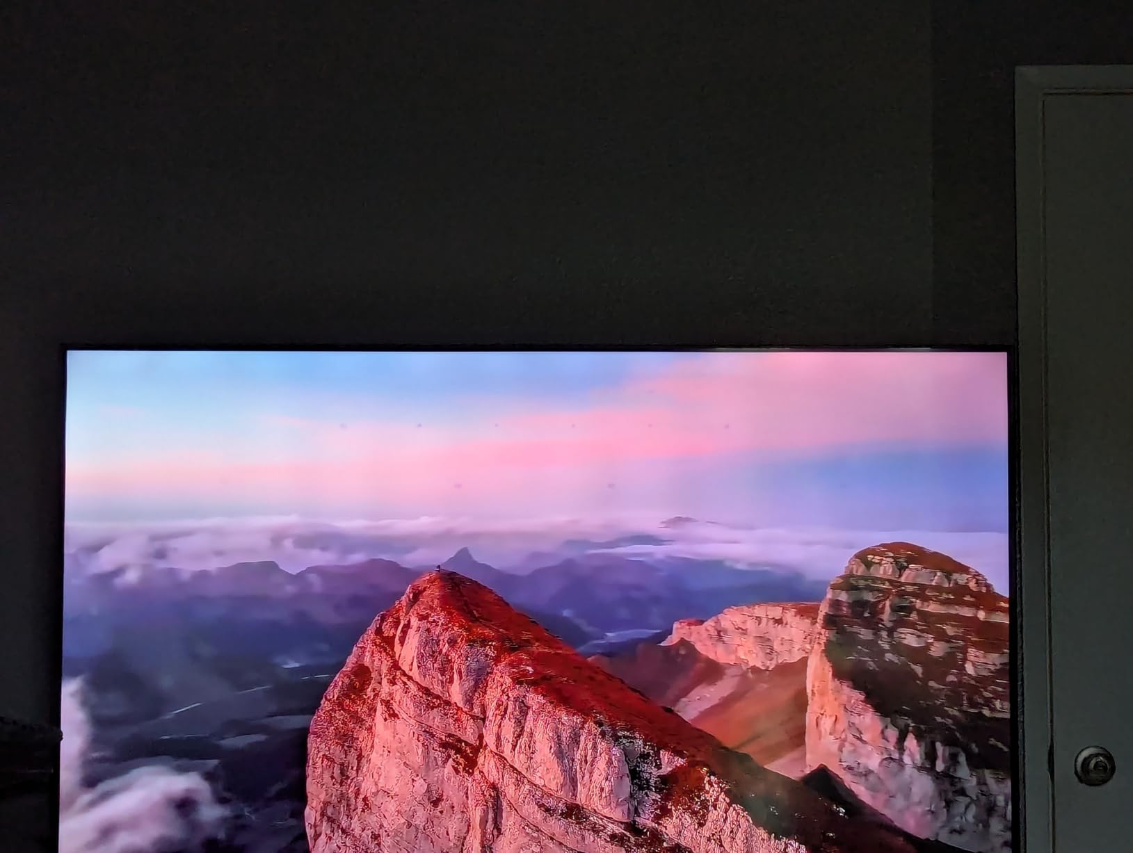 75-Inch Class U85 Series QD-Mini LED 4K UHD Google Smart TV - QLED, HDR 1000 nits, 7000:1 Contrast, 144Hz Game Mode Pro, 288Hz DLG, Dolby Vision IQ, Dolby Atmos, Slim Unibody (75U85, 2025) - Customer Photo 2