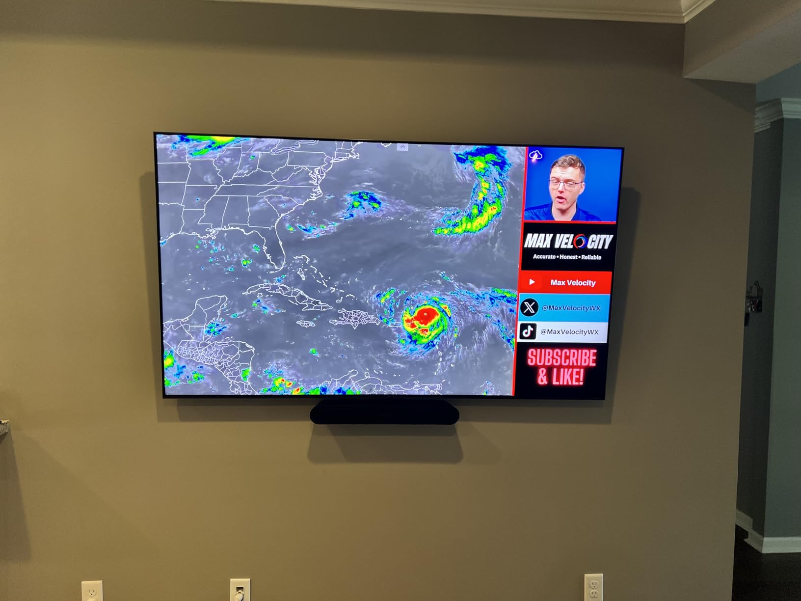 INSIGNIA 32 INSIGNIA 32