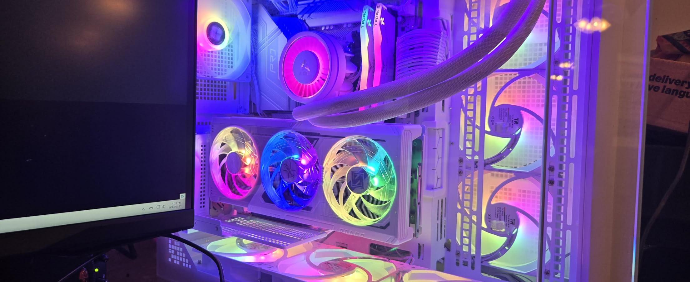 ASRock Radeon RX 9060 XT Steel Legend 8GB GDDR6 OC Graphics Card | 3320 MHz Boost | Triple Fan | 0dB Cooling | Metal Backplate | PCIe 5.0 | DisplayPort 2.1a, HDMI 2.1b - Customer Photo 1