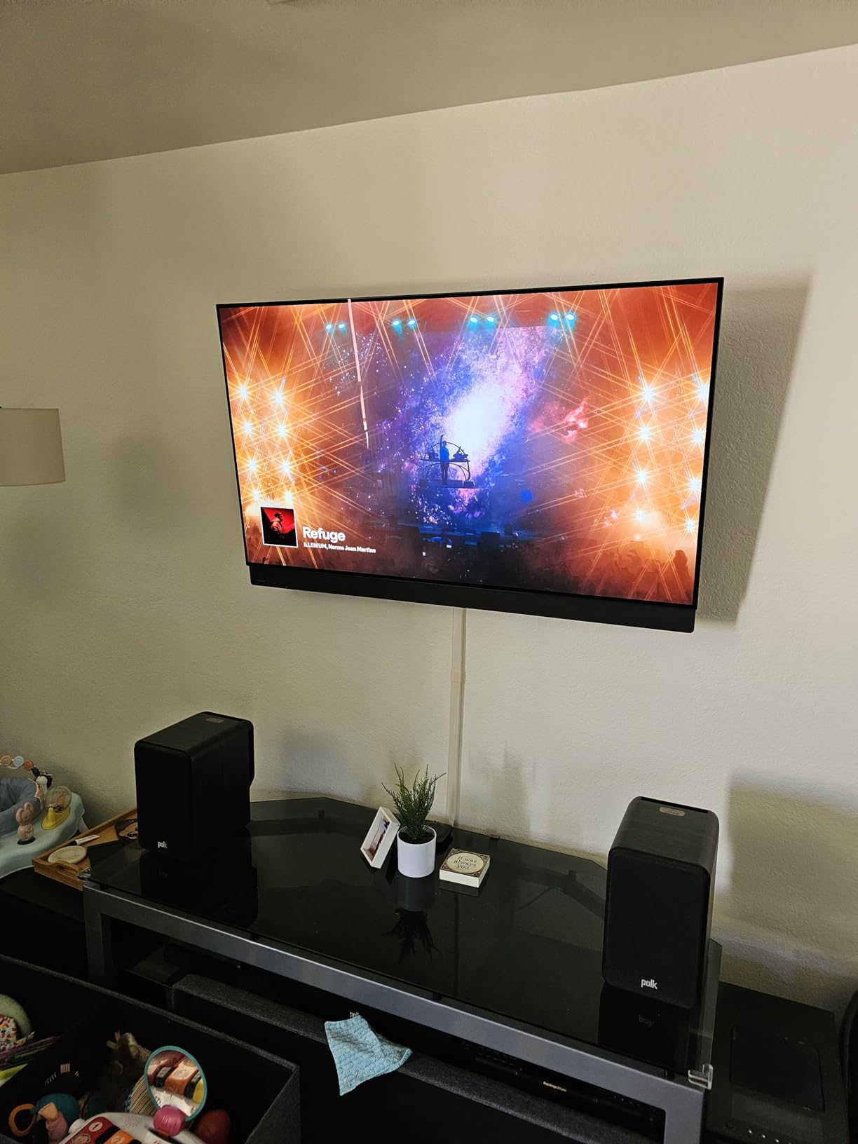 PANASONIC Z95 Series (2025 Model) 55-inch OLED 4K Ultra HD Smart Fire TV, HDR10+ Adaptive, Dolby Vision IQ, 360 Soundscape Pro, 144Hz Refresh Rate and Hands-Free Alexa - 55Z95BP Customer Review PANASONIC Z95 Series (2025 Model) 55-inch OLED 4K Ultra HD Smart Fire TV, HDR10+ Adaptive, Dolby Vision IQ, 360 Soundscape Pro, 144Hz Refresh Rate and Hands-Free Alexa - 55Z95BP - Customer Photo 1