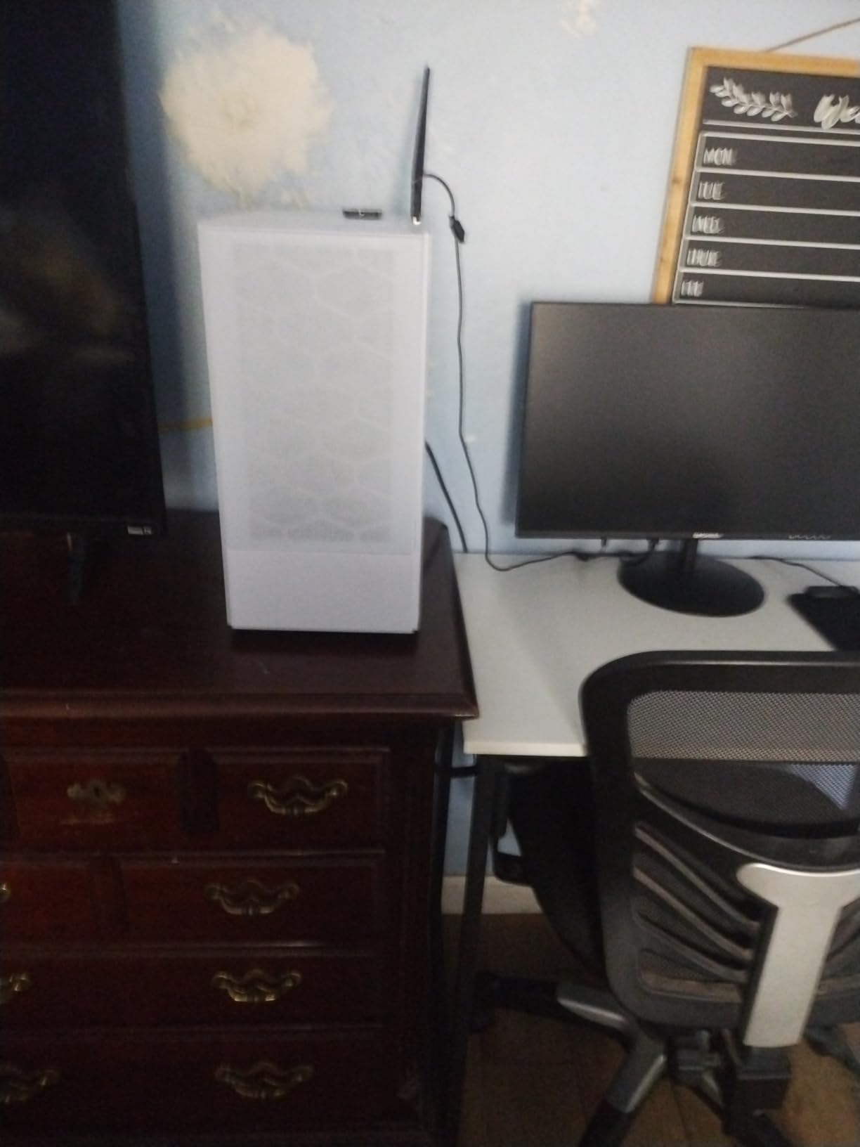 STGAubron Gaming PC Computer Desktop, Intel Core i7 8th Gen up to 4.1GHz, GeForce RTX 3050 6G, 16G DDR4, 1T SSD, WiFi 6, BT 5.2, RGB Fan x6, Windows 11 Home - Customer Photo 1