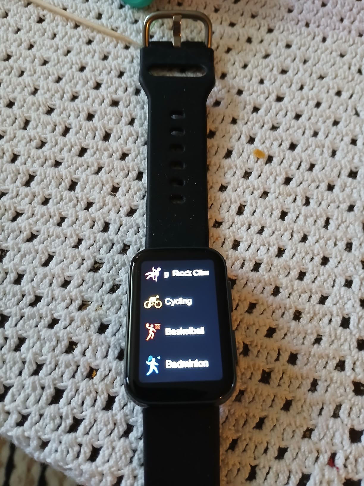 MorePro Health Fitness Tracker with Blood oxy-gen Monitor and 24/7 Heart Rate and Blood Pressure, Sleep Monitor, 120+ Sport Modes Waterproof Fitness Watch for Women Men Android iOS - Customer Photo 2