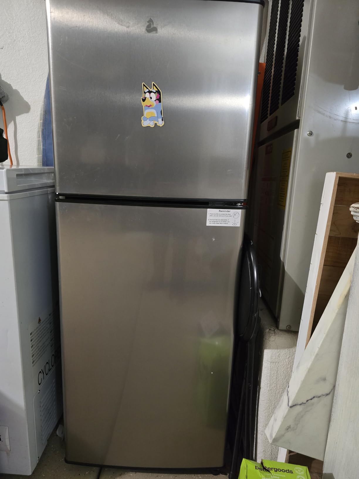 Mini Fridge with Freezer, 3.6 Cu. Ft. Adjustable Thermostat Compact Fridge with Freezer,Office Mini Refrigerator with Freezers, Small Size Dorm Fridges for Apartment,Dorm,Kitchen,Office,Silver - Customer Photo 3