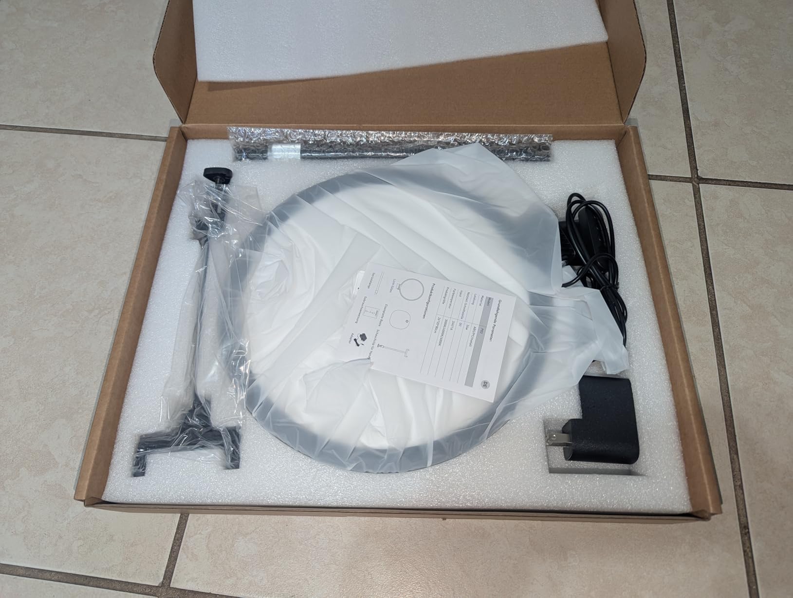 2300 Lumens Ring Light with Stand for Desk, Computer & Laptop – Podcast & Streaming Light with Flexible Phone Holder, CRI 98+ Bright Yet Soft Influencer Light for Video Recording, Conference & Calls - Customer Photo 2