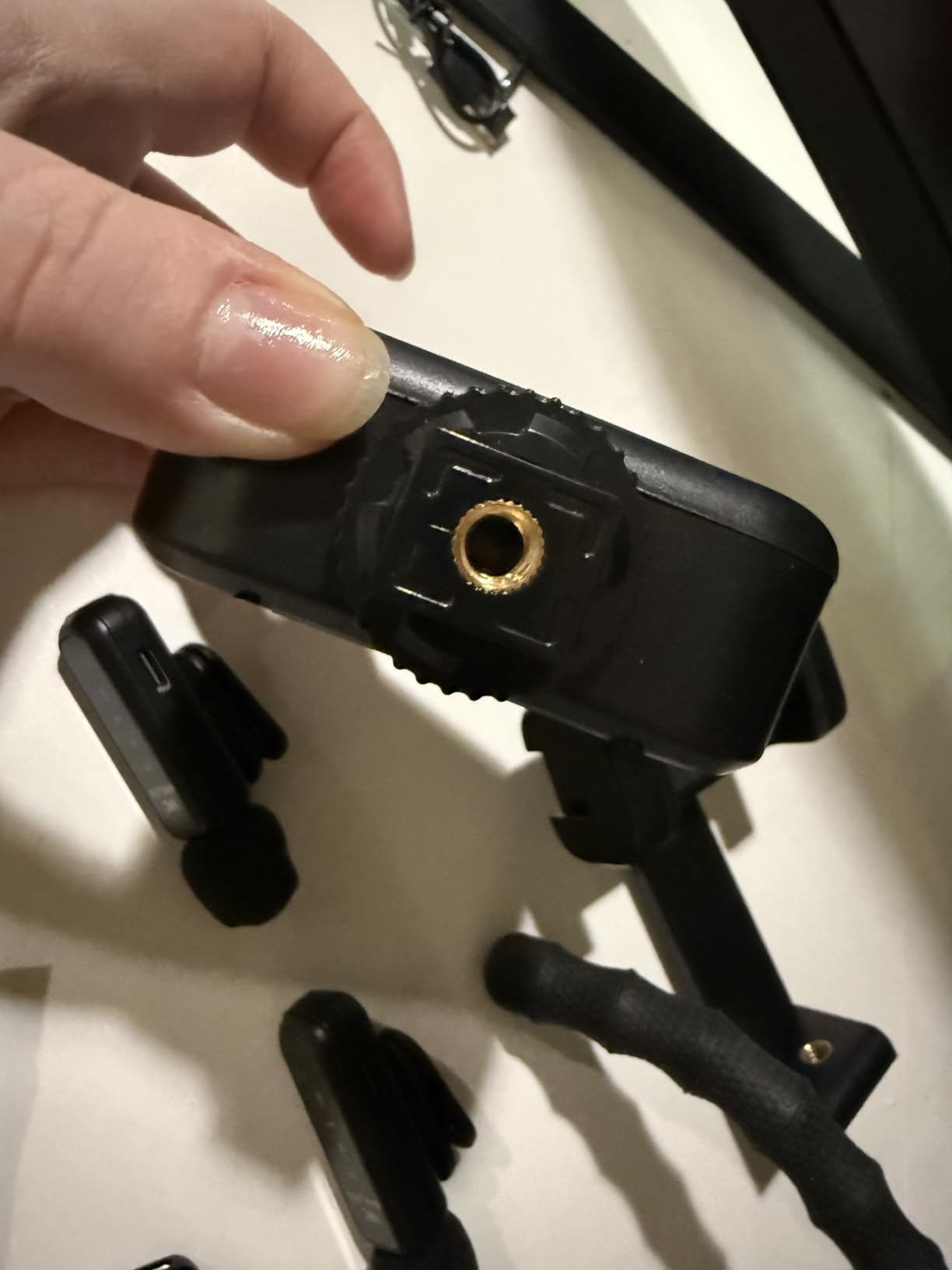 Vlogging Kit for iPhone/Android, YouTube Starter Kit with Wireless Microphone/Camera Tripod/Flexible Tripod/RGB Fill Light, Content Creator Essentials Kits for TikTok Vlog Video Recording Customer Review Vlogging Kit for iPhone/Android, YouTube Starter Kit with Wireless Microphone/Camera Tripod/Flexible Tripod/RGB Fill Light, Content Creator Essentials Kits for TikTok Vlog Video Recording - Customer Photo 2