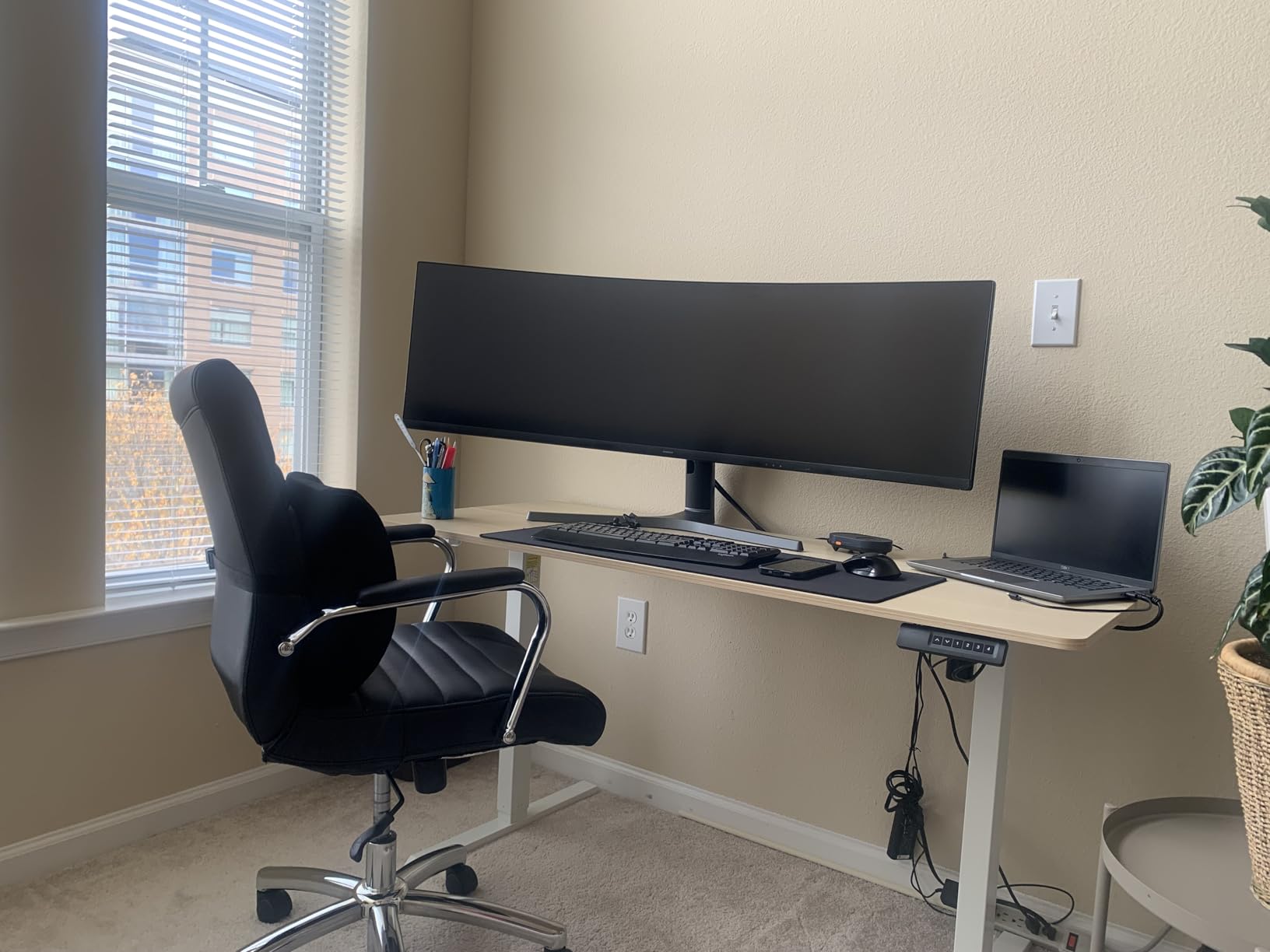 Marsail 48x24 Electric Standing Desk - Adjustable Height Computer Desk with Memory Presets, Storage Bag & Cable Management for Home Office & Gaming Workstations - Customer Photo 1