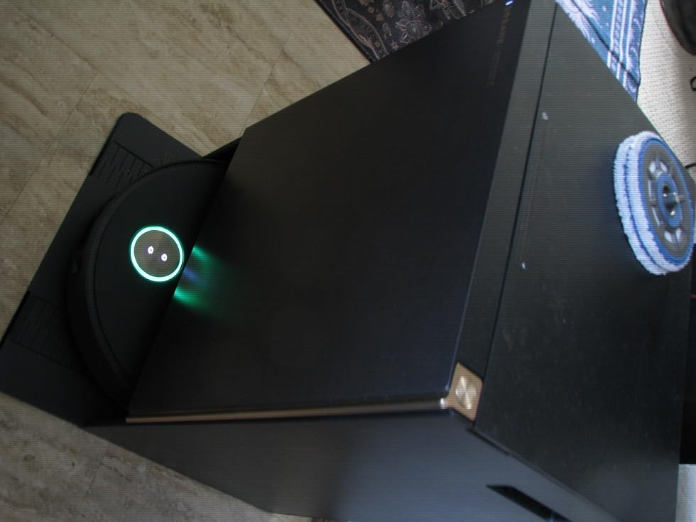 DREAME Matrix10 Ultra Robot Vacuum and Mop, Multi-Mop Switching, 3.14inch Obstacle Clearing, 30,000Pa Suction, Self Empty&Refill, Self-Cleaning, 100% Detangling, 240+ Obstacle Avoidance, Voice Control - Customer Photo 1