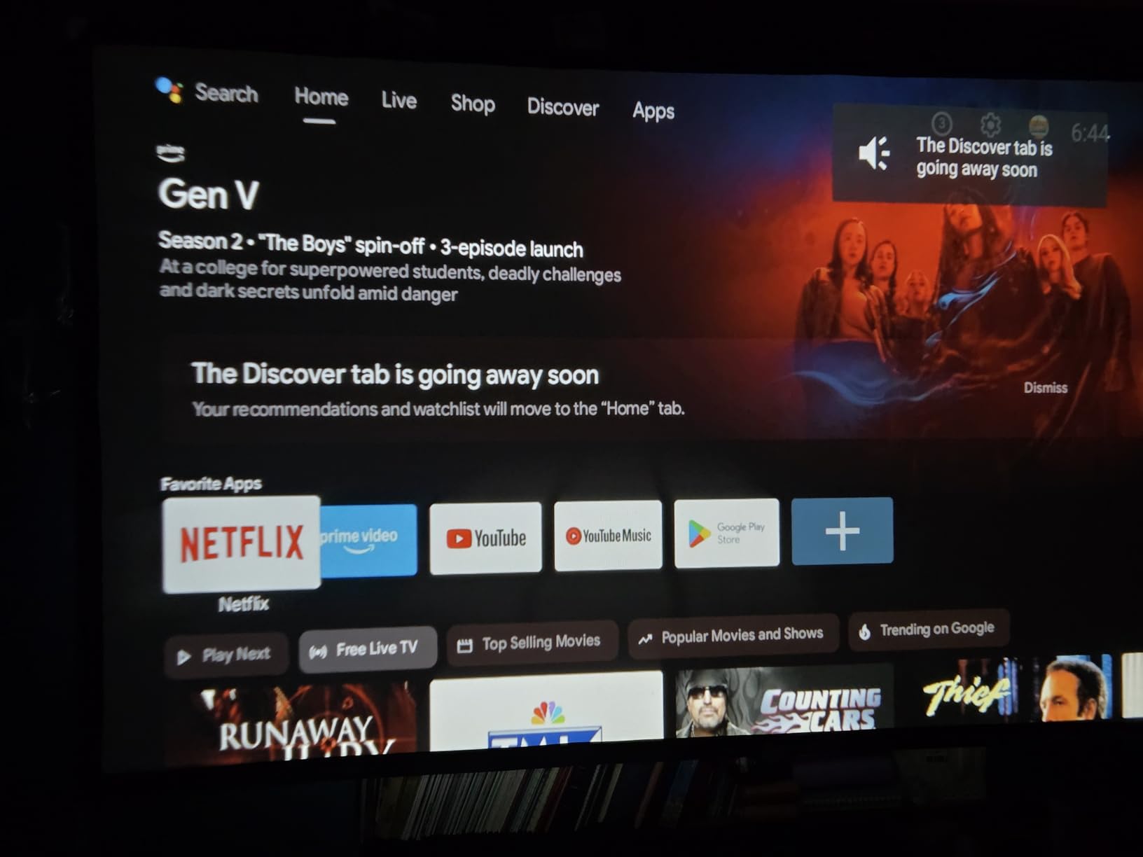 Projector Compatible with Google TV|1800 ANSI|Auto Lens Cap&4D Keystone|Auto Focus|Voice Control Portable Outdoor Projector 4K with WiFi and Bluetooth, Sovboi Smart Proyector for Netflix Home Theater Customer Review Projector Compatible with Google TV|1800 ANSI|Auto Lens Cap&4D Keystone|Auto Focus|Voice Control Portable Outdoor Projector 4K with WiFi and Bluetooth, Sovboi Smart Proyector for Netflix Home Theater - Customer Photo 1