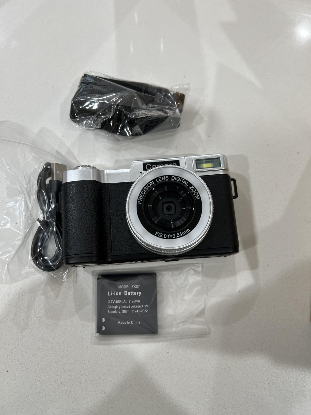 FLATIC Digital Camera, 4K 64MP Cameras for Photography with 64GB Card, 18X Zoom Autofoucs Vlogging Camera for YouTube with 180° Flip Screen, Compact Vlog Travel Camera Kit for Beginner, Teens - Customer Photo 1