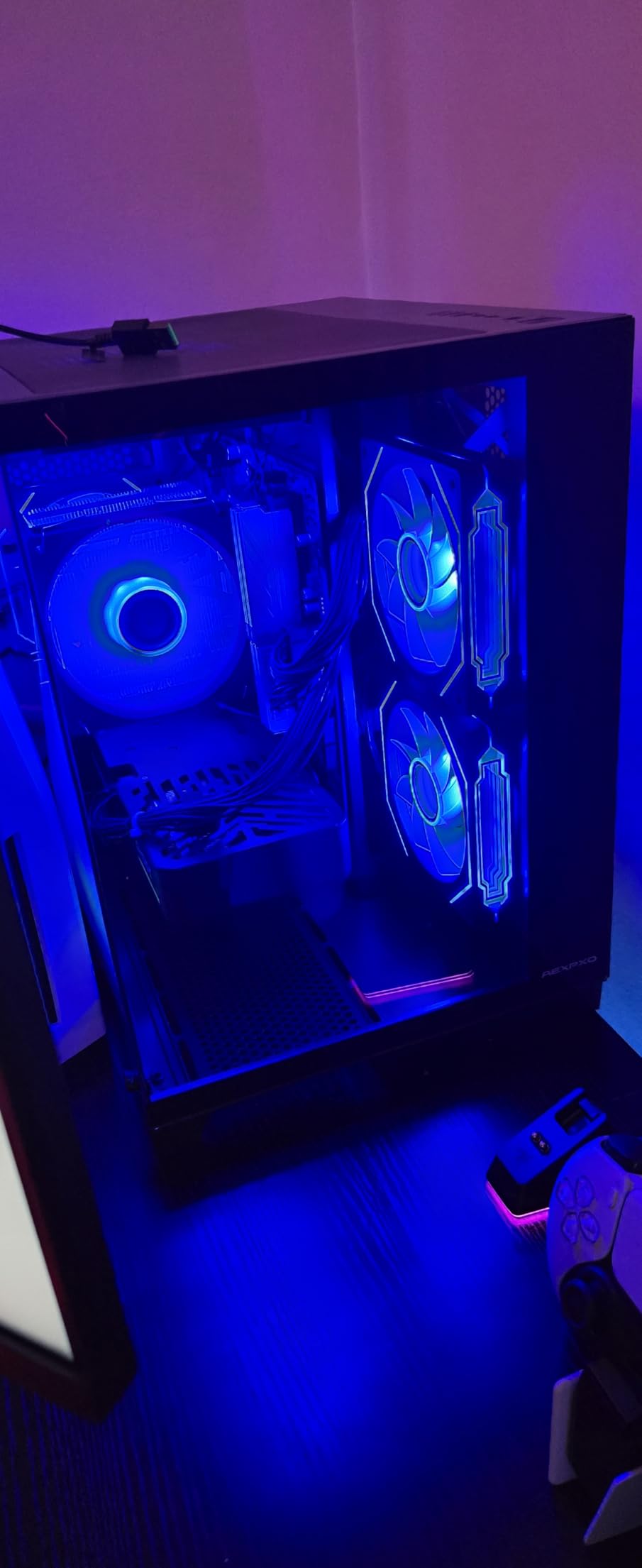 Gaming PC Desktop,Prebuilt Gaming Computer with,AMD Ryzen 7 5700X 3.4GHz,RTX5060 8GB GDDR7 DLSS4,32GB DDR4 RAM 3200MHz,1TB NVME SSD,ARGB Cooling Fan,Supply WiFi Support - Customer Photo 1