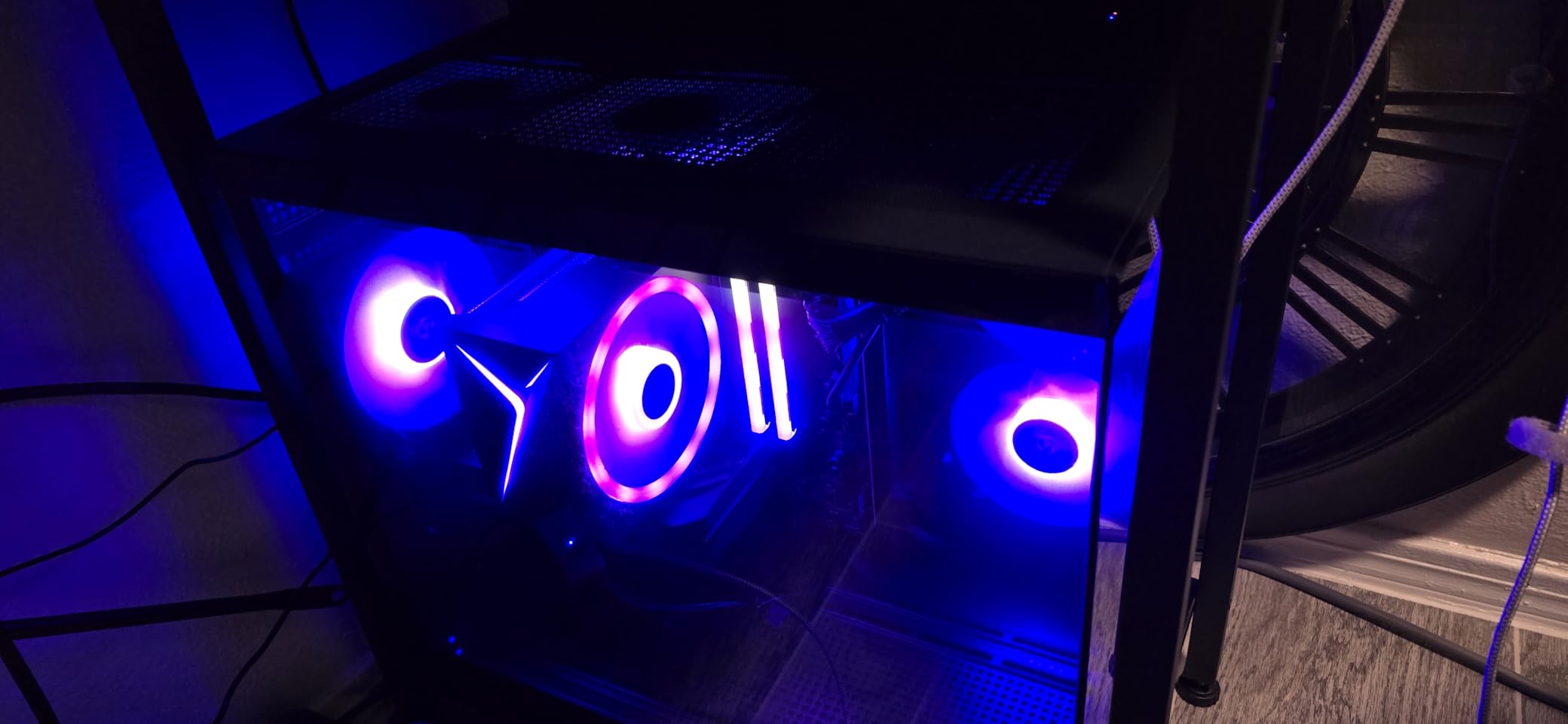 STORMCRAFT Sirius AI Gaming Desktop - Intel i5 14400F up to 4.7GHz, RTX 5060 GDDR7, 32GB DDR5 RGB 6000MHz, 1TB NVMe Gen4 SSD, Intel B760 Motherboard, 650W Gold PSU, Win 11 Home VR Ready - Customer Photo 1